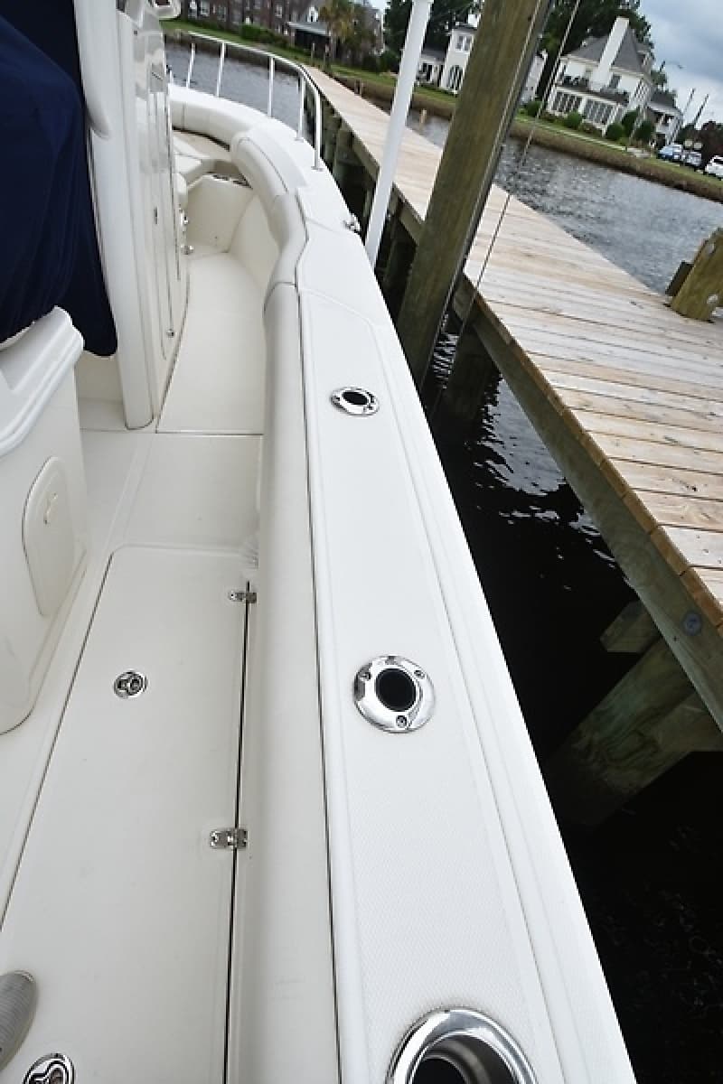 2022 Boston Whaler 250 Outrage - Photo 26