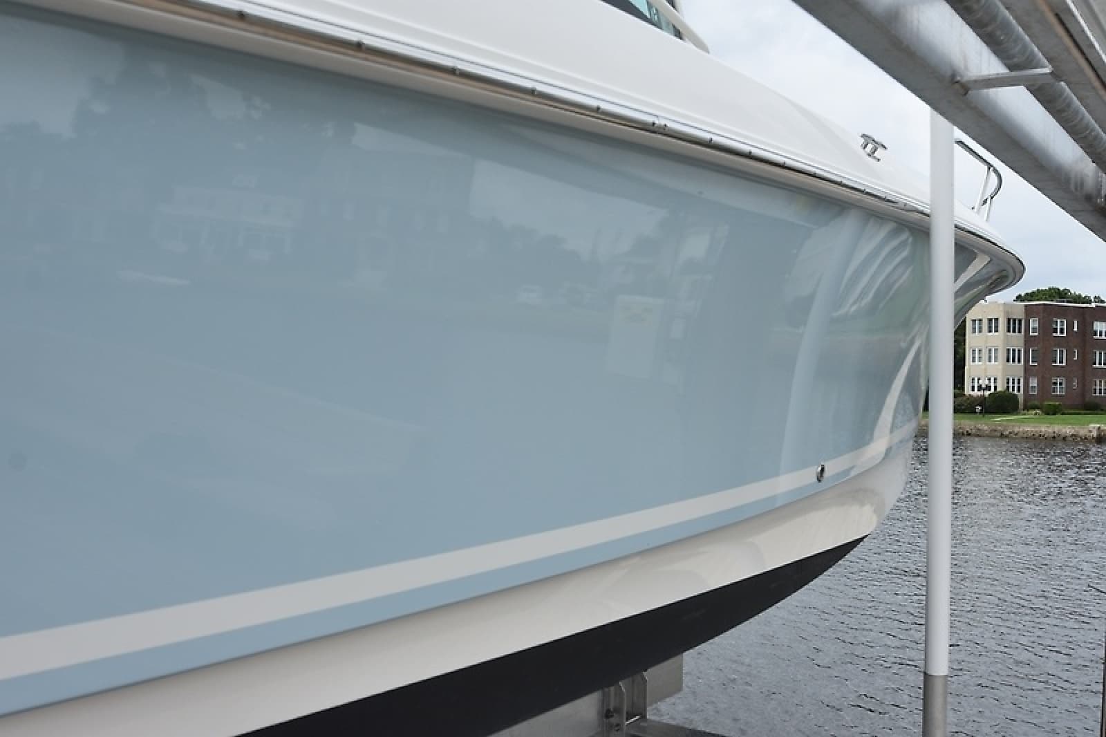 2022 Boston Whaler 250 Outrage - Photo 10