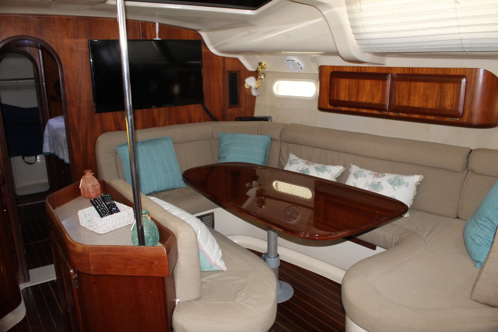 1997 Hunter 430 - Photo 17