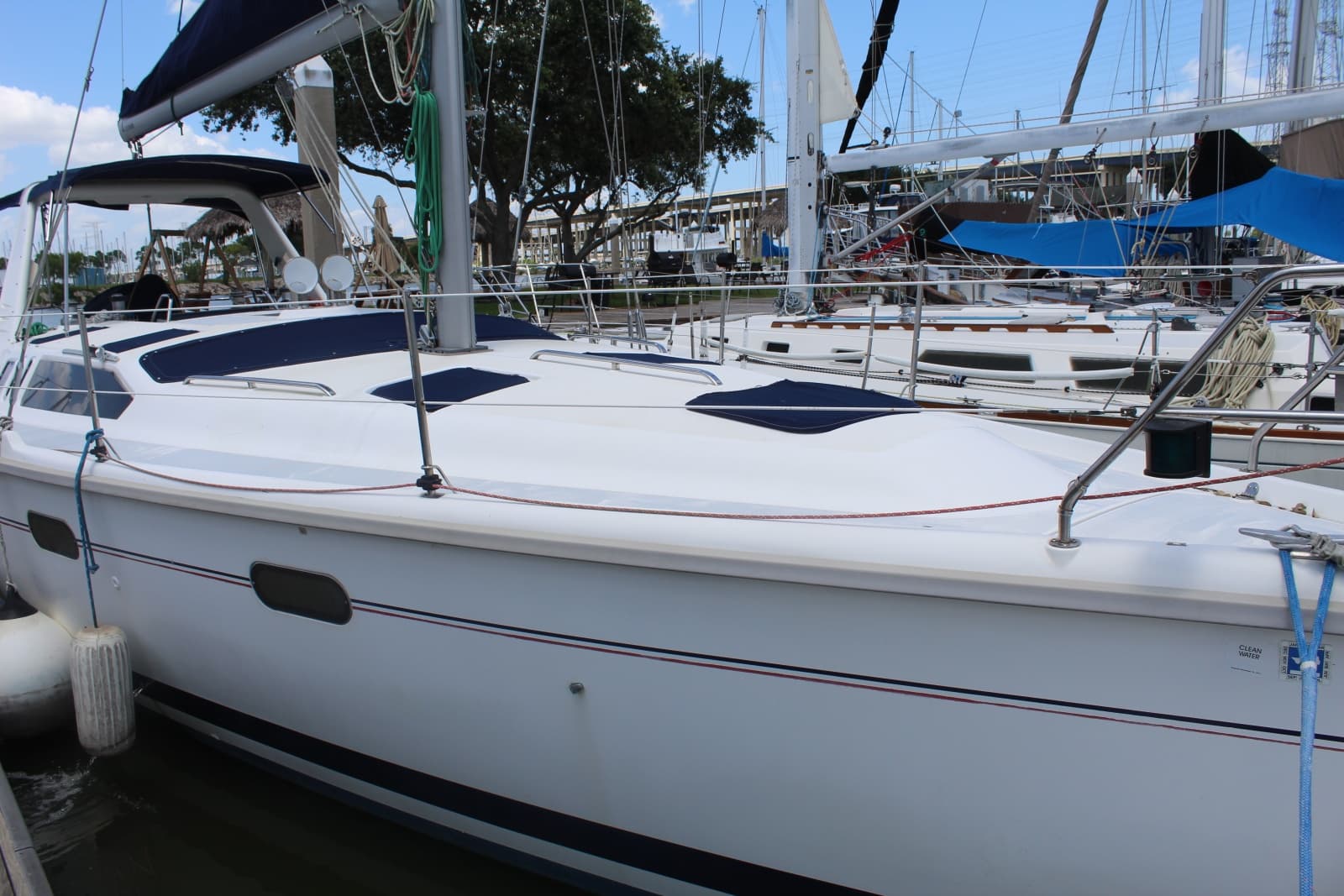 1997 Hunter 430 - Photo 43
