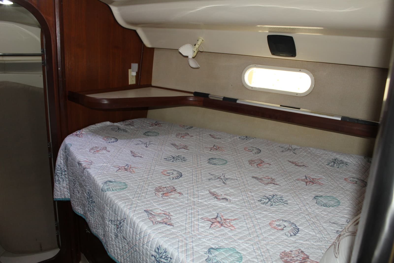 1997 Hunter 430 - Photo 26
