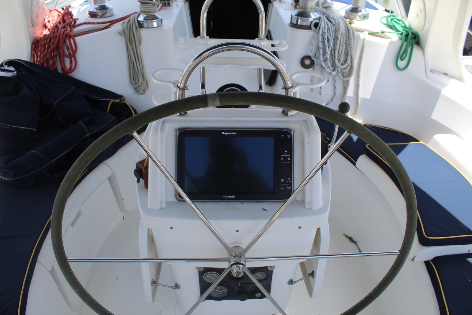 1997 Hunter 430 - Photo 32