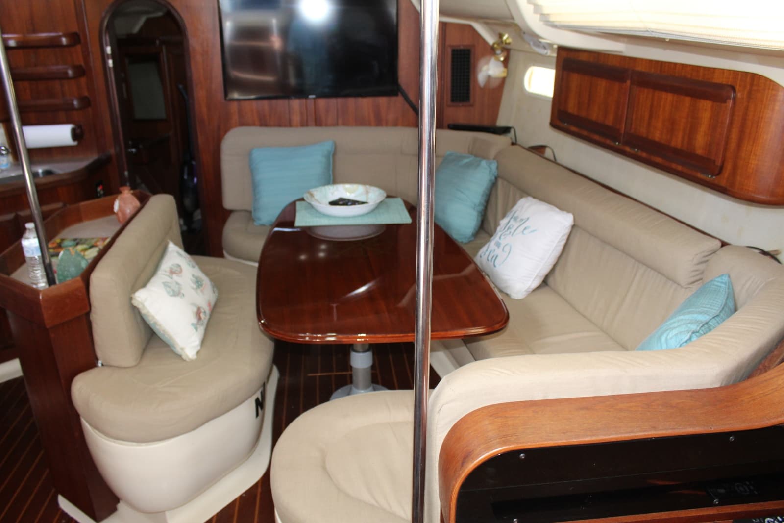 1997 Hunter 430 - Photo 18