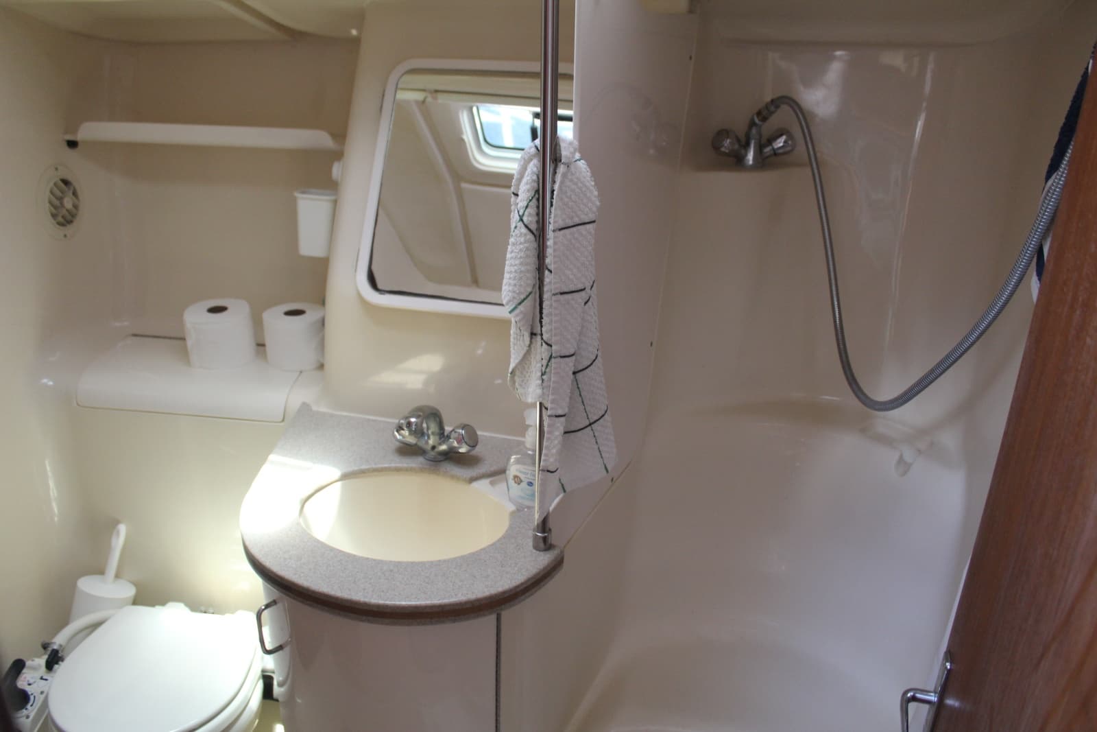 1997 Hunter 430 - Photo 22