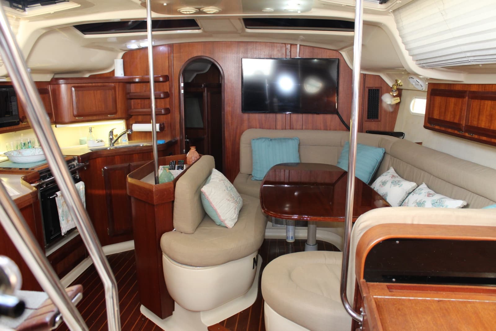 1997 Hunter 430 - Photo 16