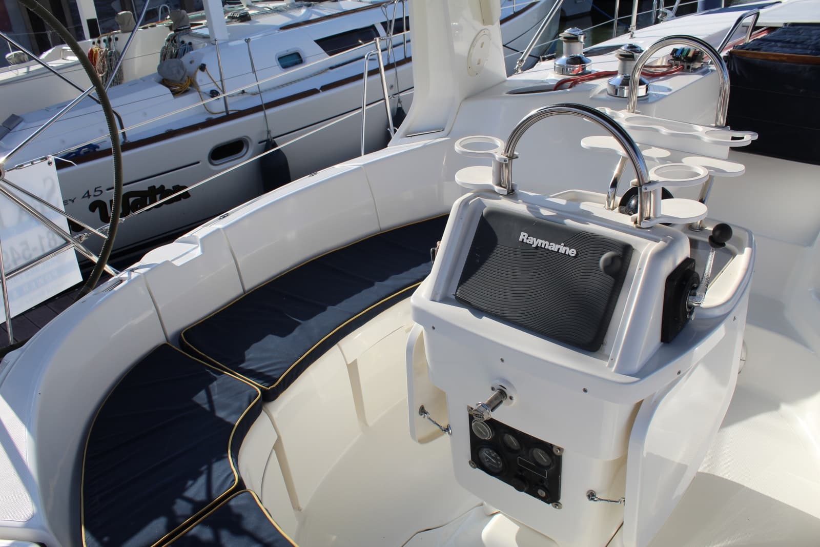1997 Hunter 430 - Photo 9