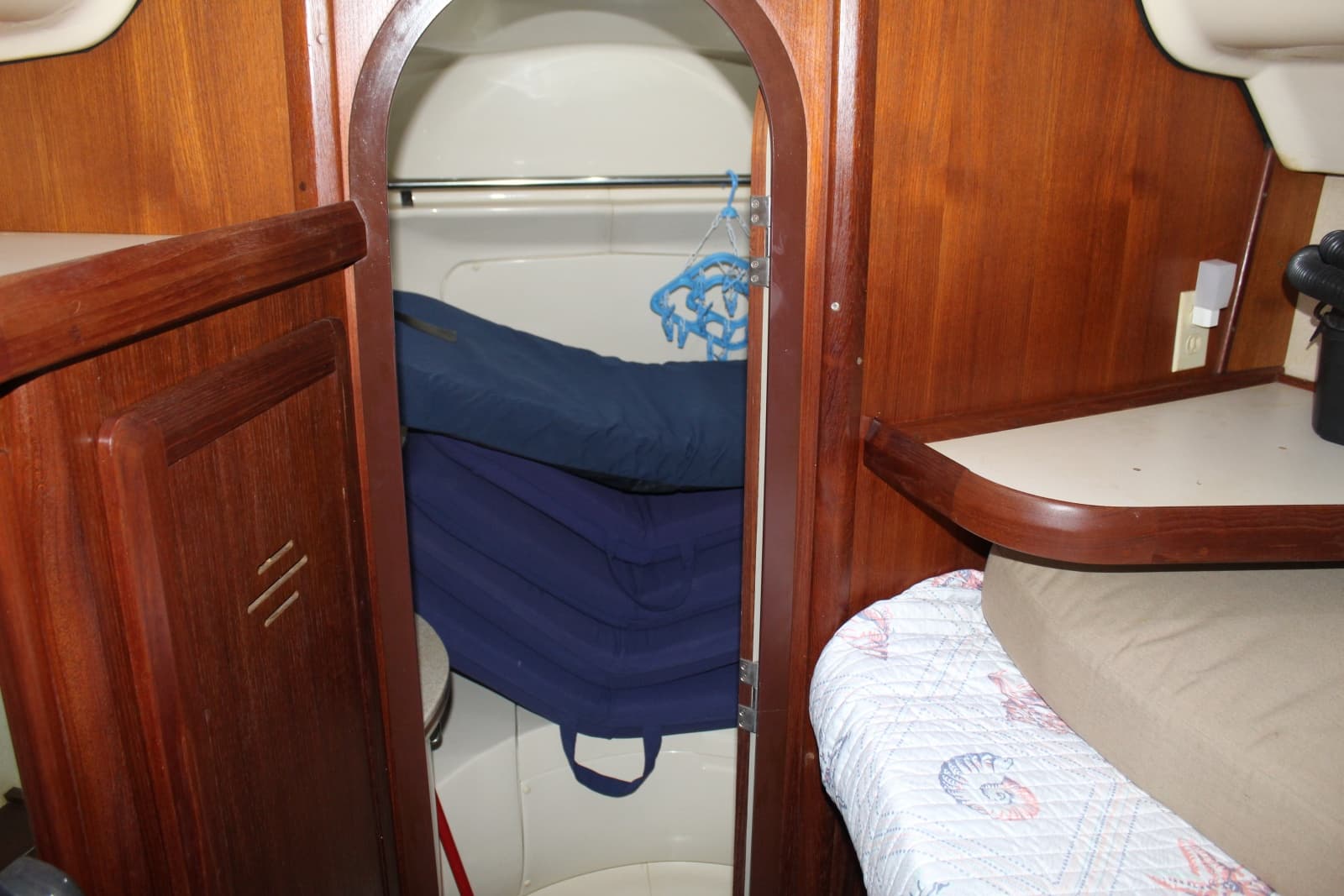 1997 Hunter 430 - Photo 9