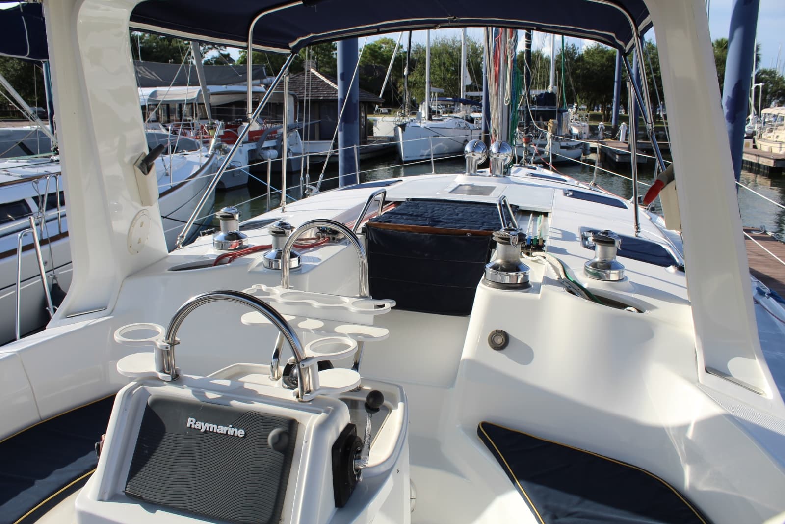 1997 Hunter 430 - Photo 10