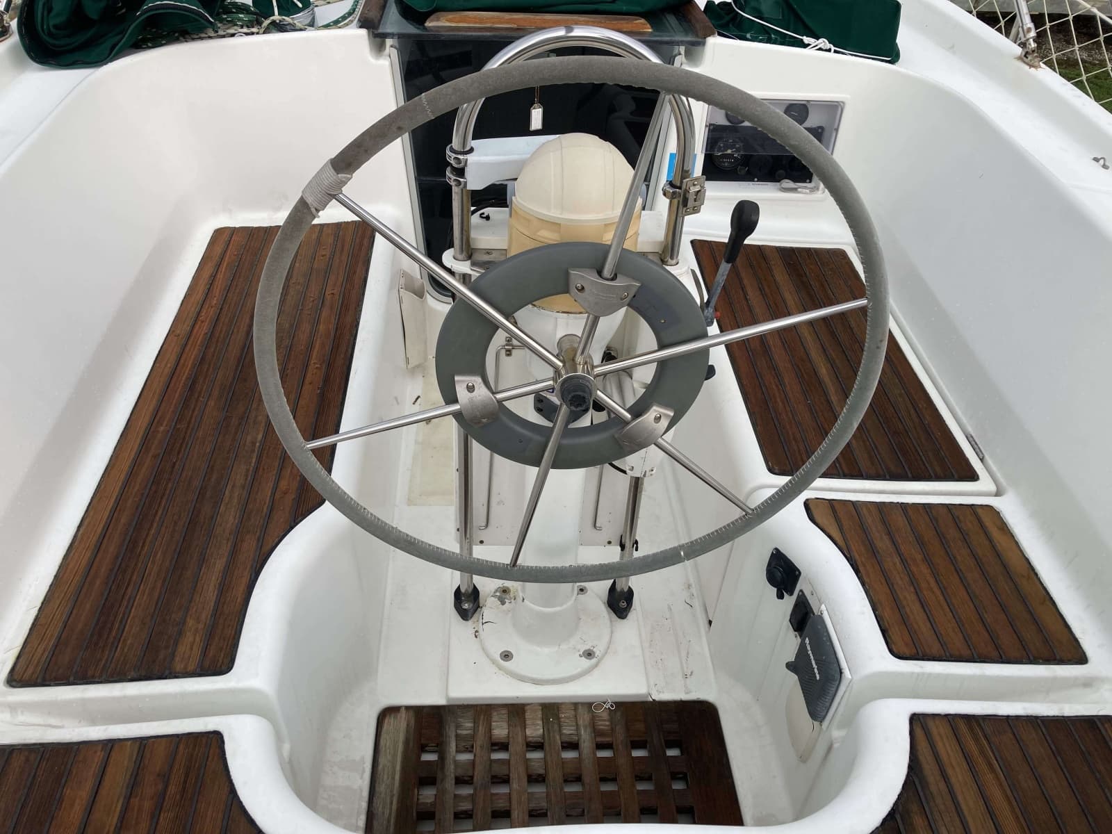 1997 Beneteau Oceanis 36CC - Photo 9
