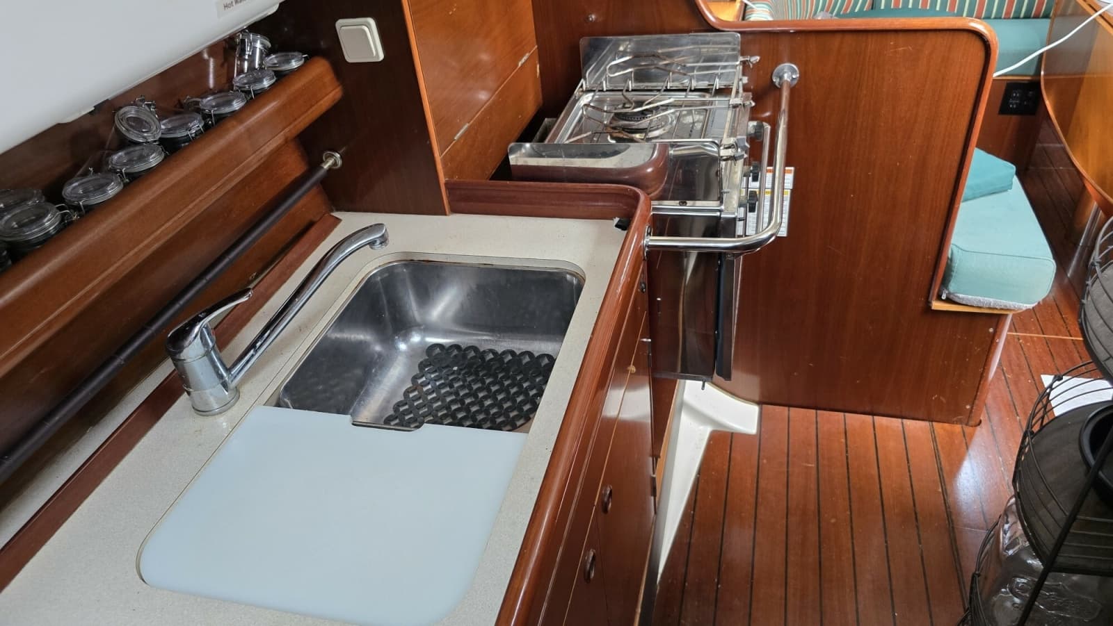 1997 Beneteau Oceanis 36CC - Photo 15