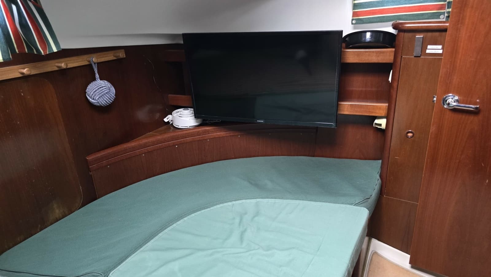 1997 Beneteau Oceanis 36CC - Photo 19