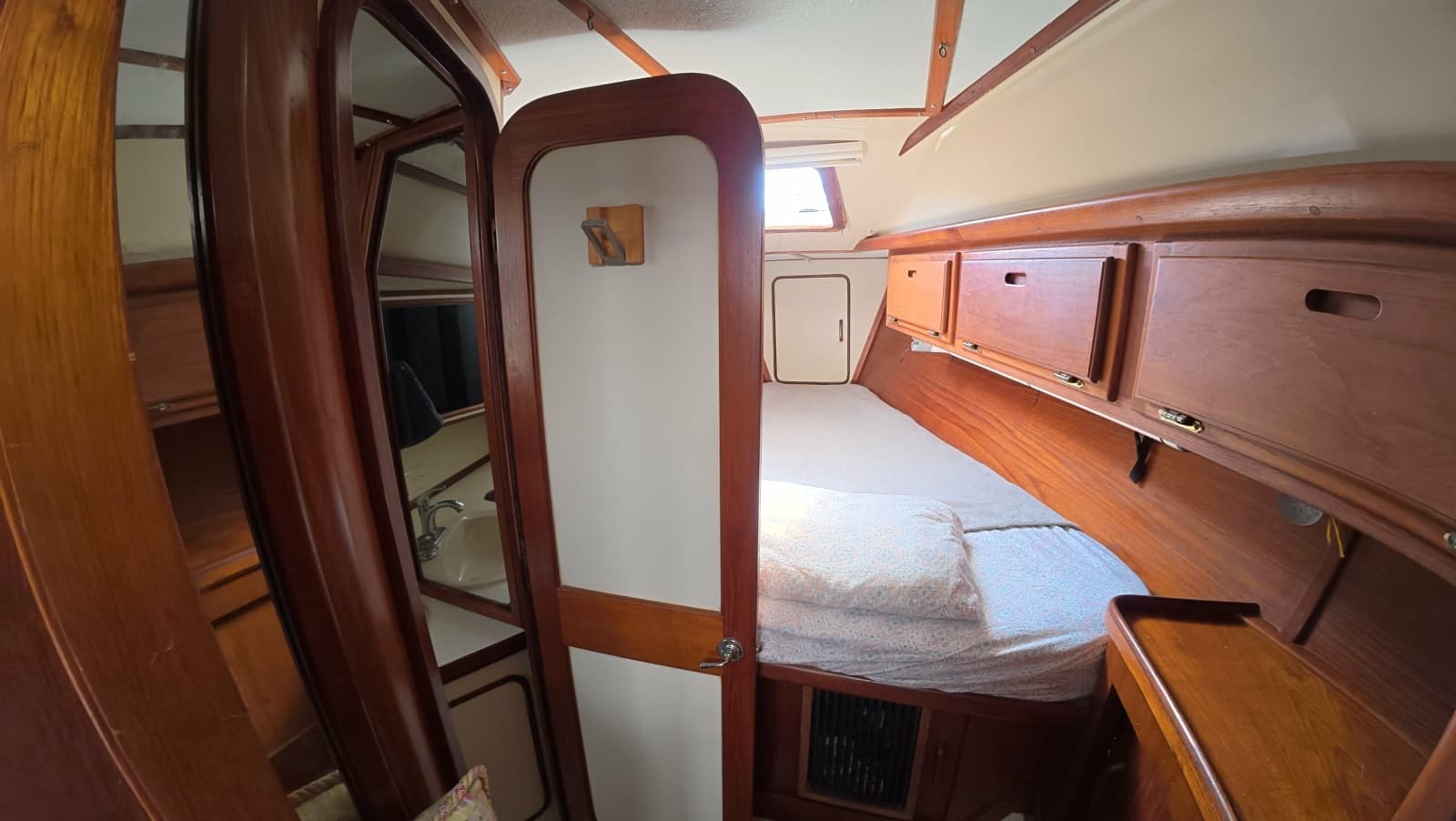 1985 Gulfstar Hirsch 45 - Photo 33