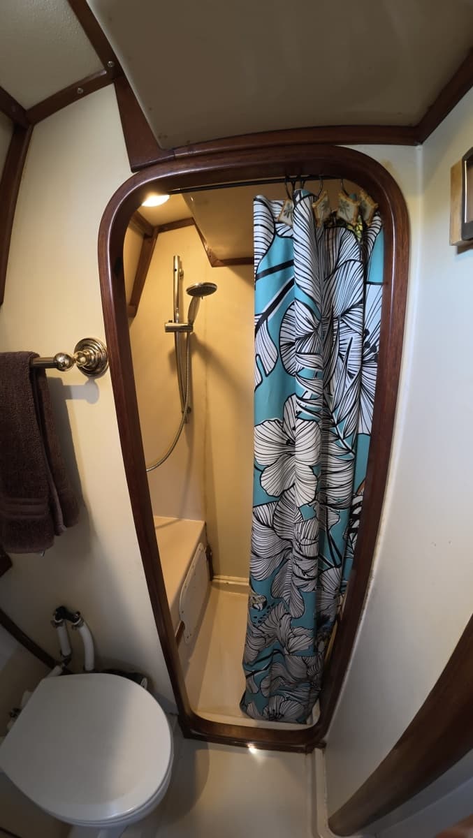 1985 Gulfstar Hirsch 45 - Photo 31