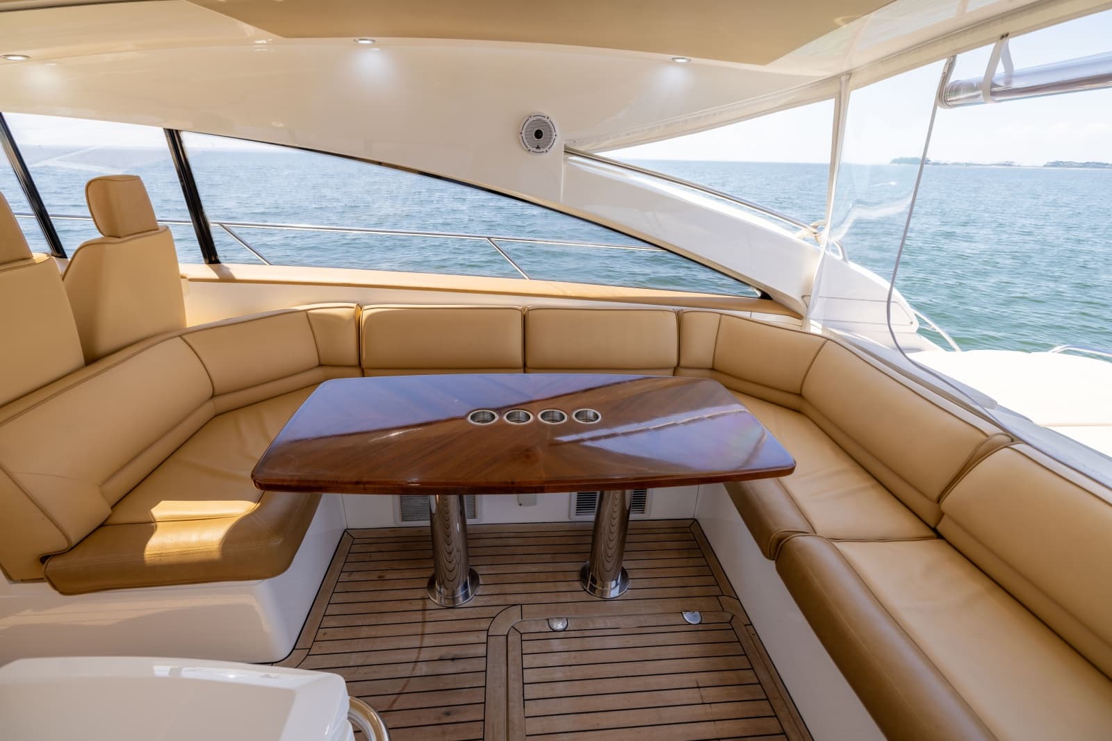 2008 Princess V53 - Photo 9