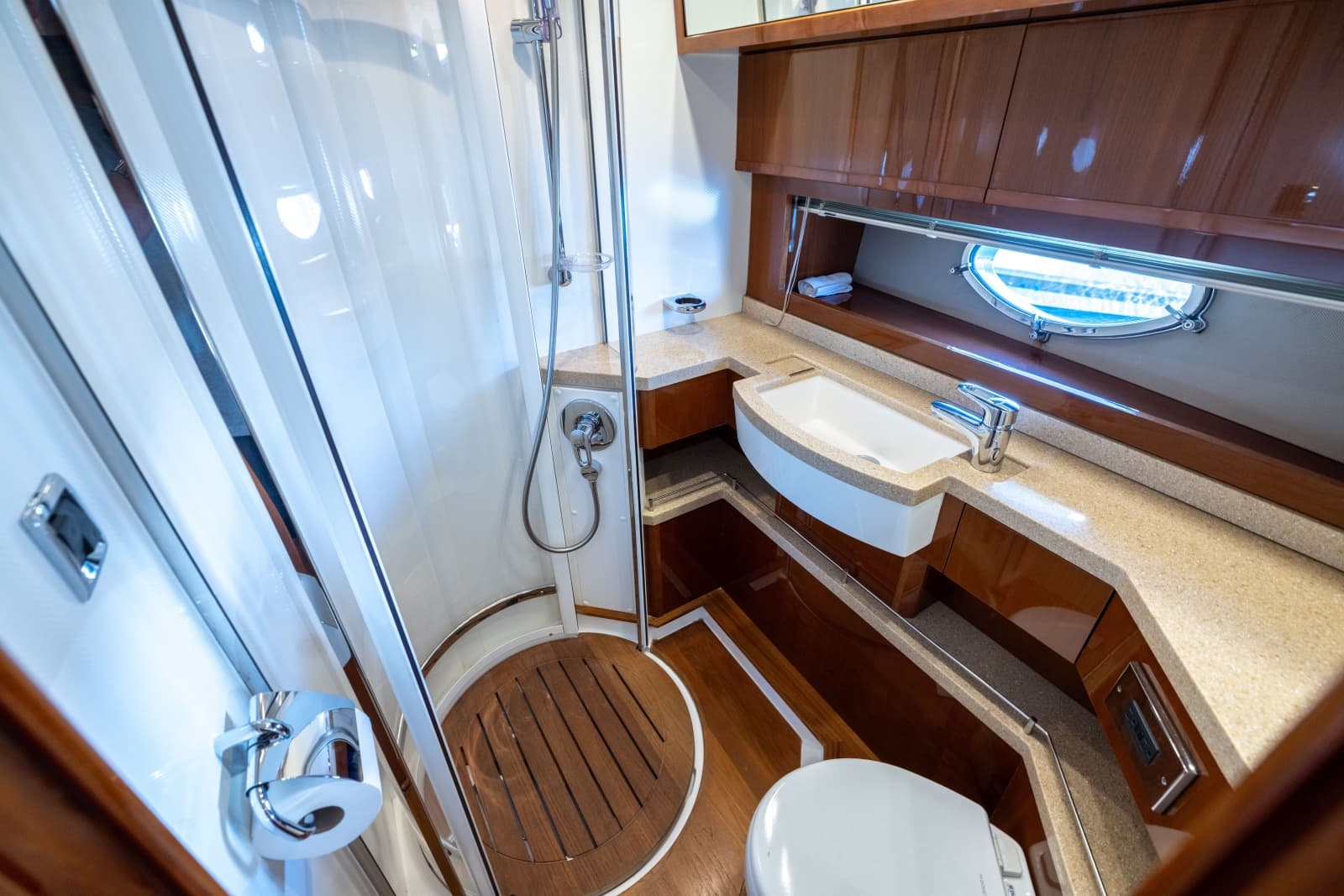 2008 Princess V53 - Photo 23