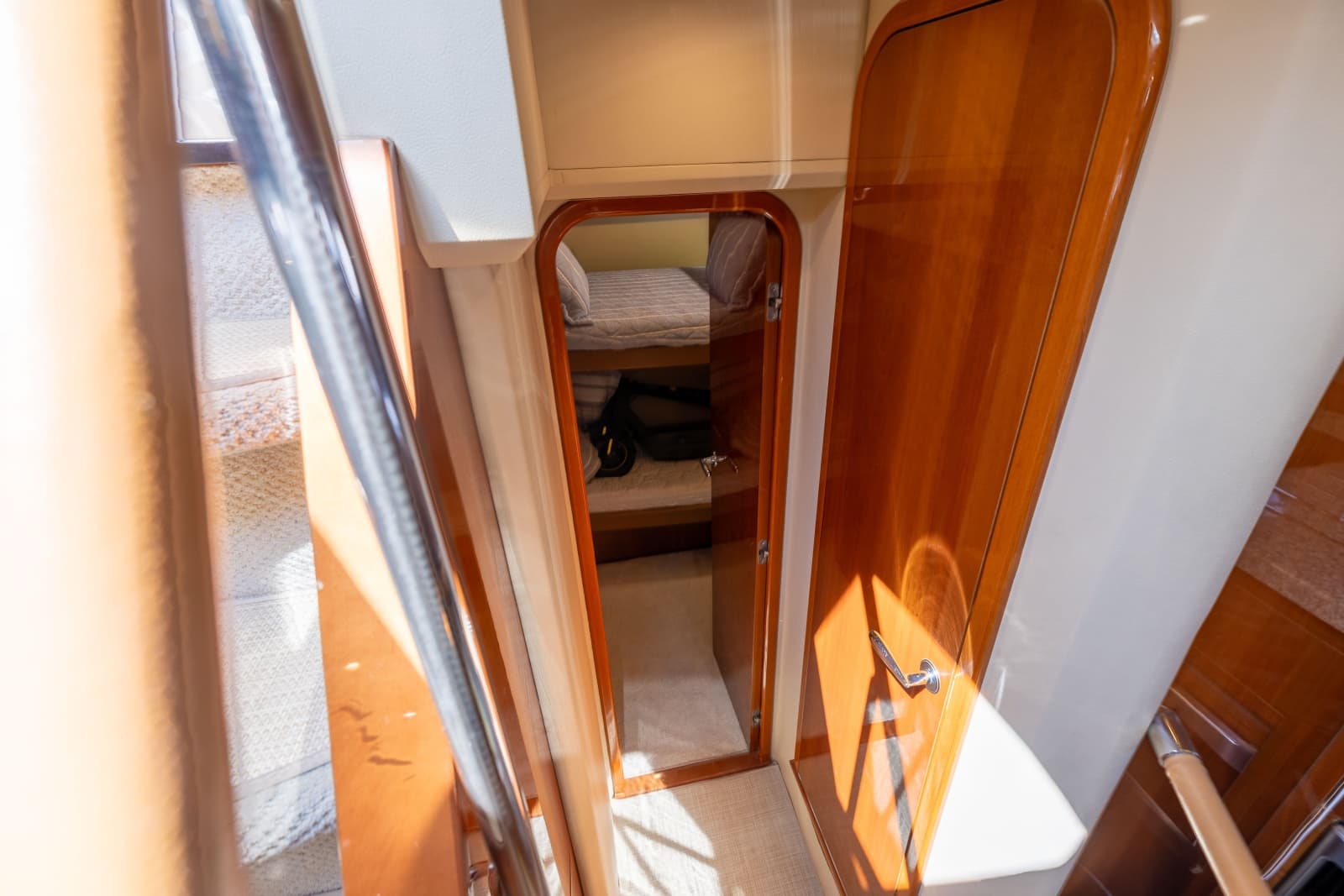 2008 Princess V53 - Photo 24