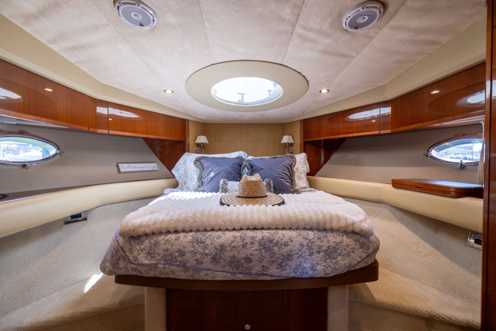 2008 Princess V53 - Photo 19
