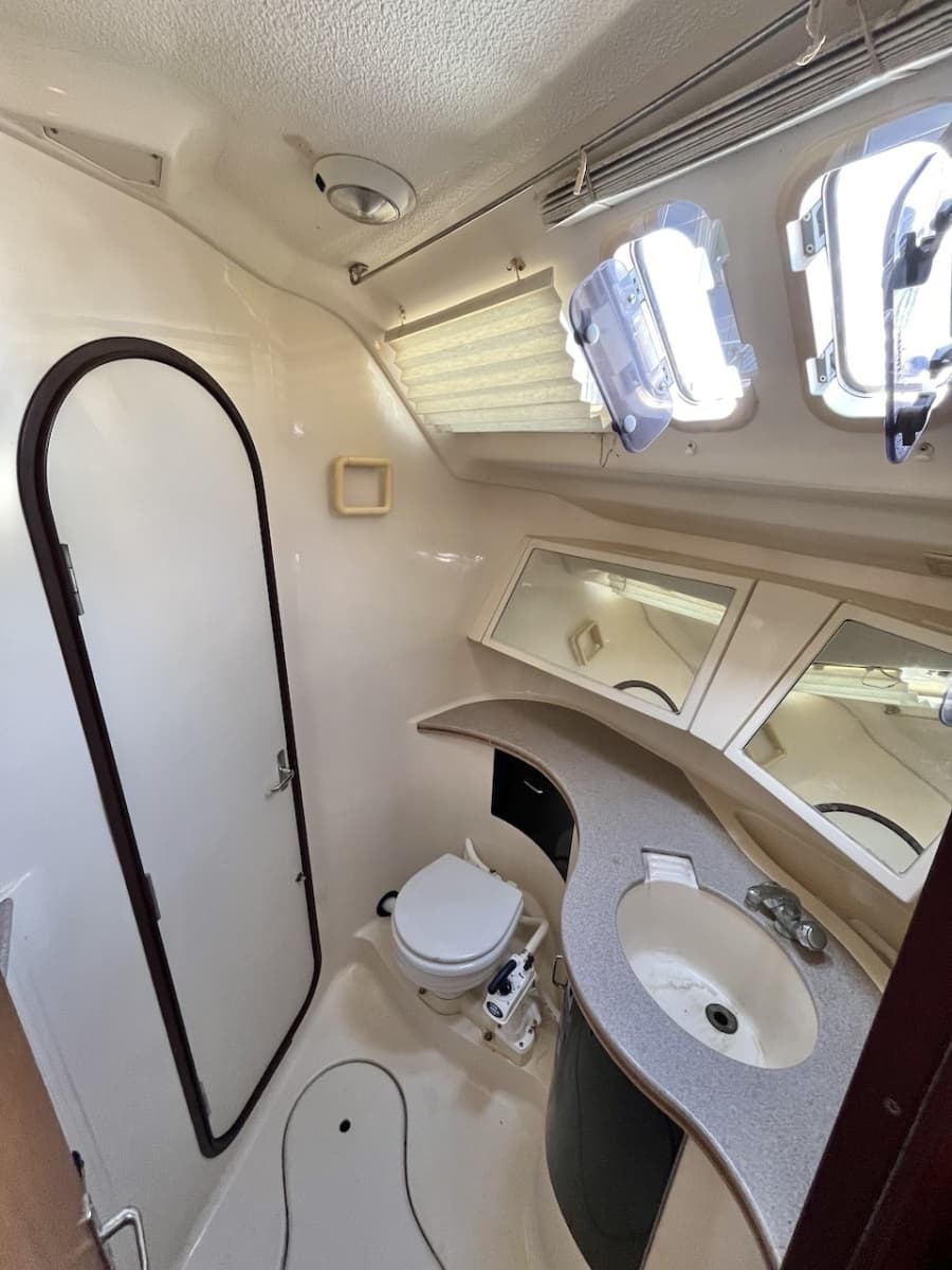 1996 Hunter 40.5 - Photo 35