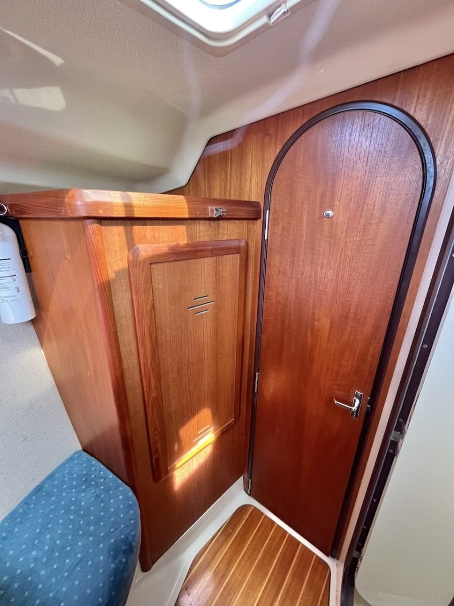 1996 Hunter 40.5 - Photo 31