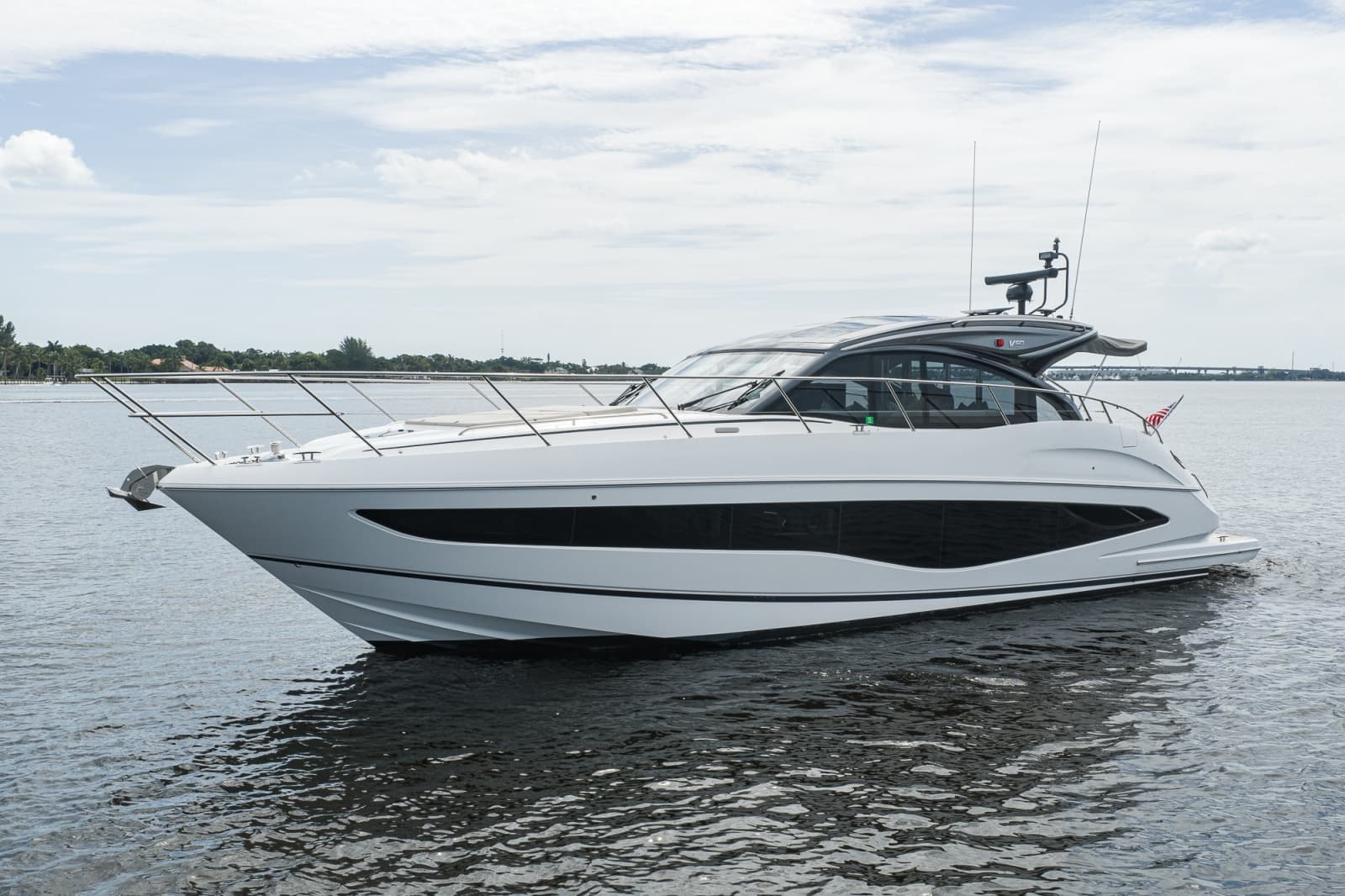 2024 Princess V50 - Photo 38