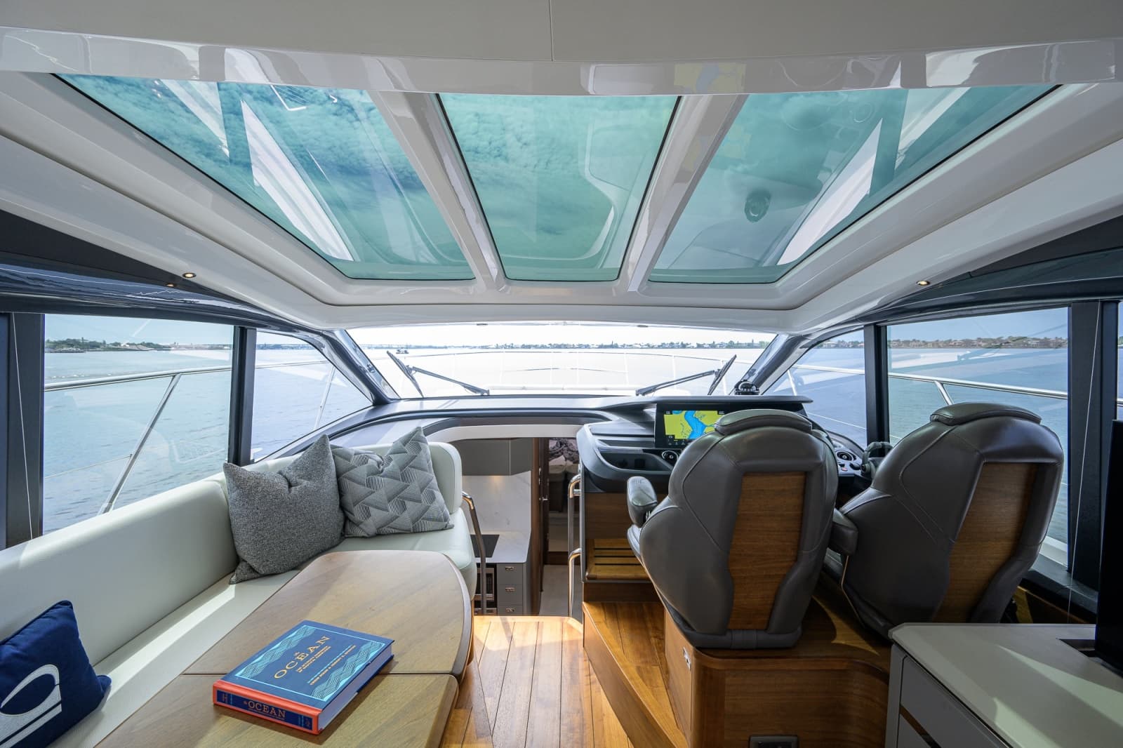 2024 Princess V50 - Photo 10