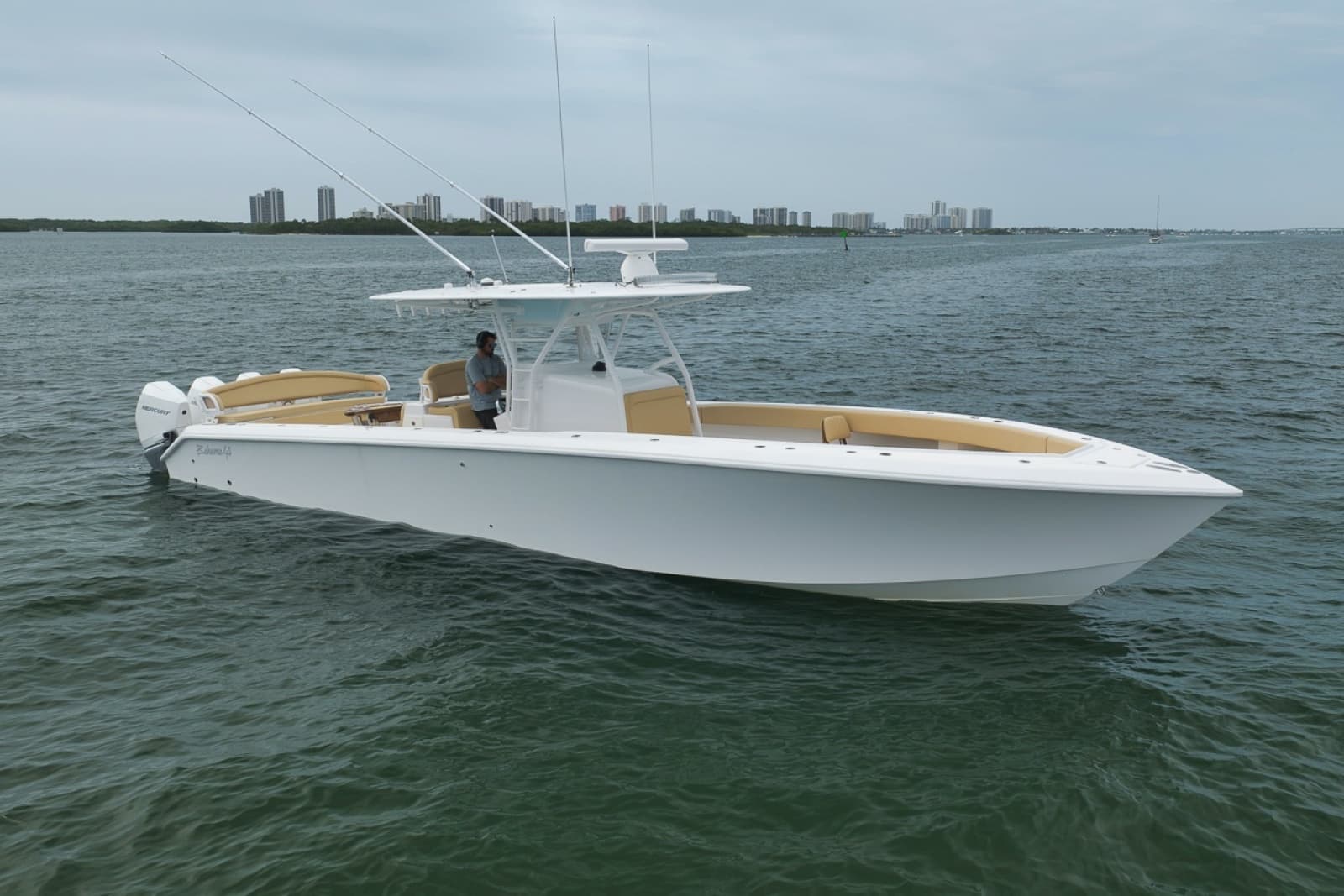 2020 Bahama 41 - Photo 4