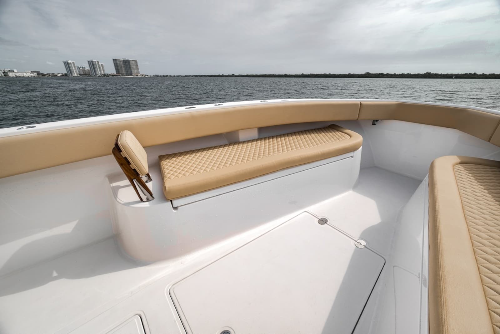 2020 Bahama 41 - Photo 19