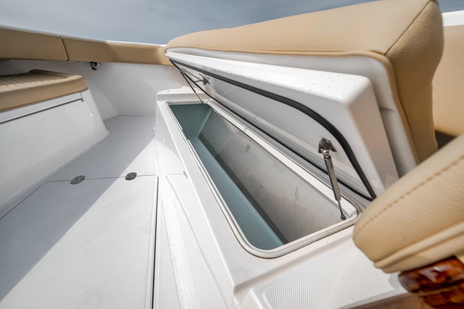 2020 Bahama 41 - Photo 22