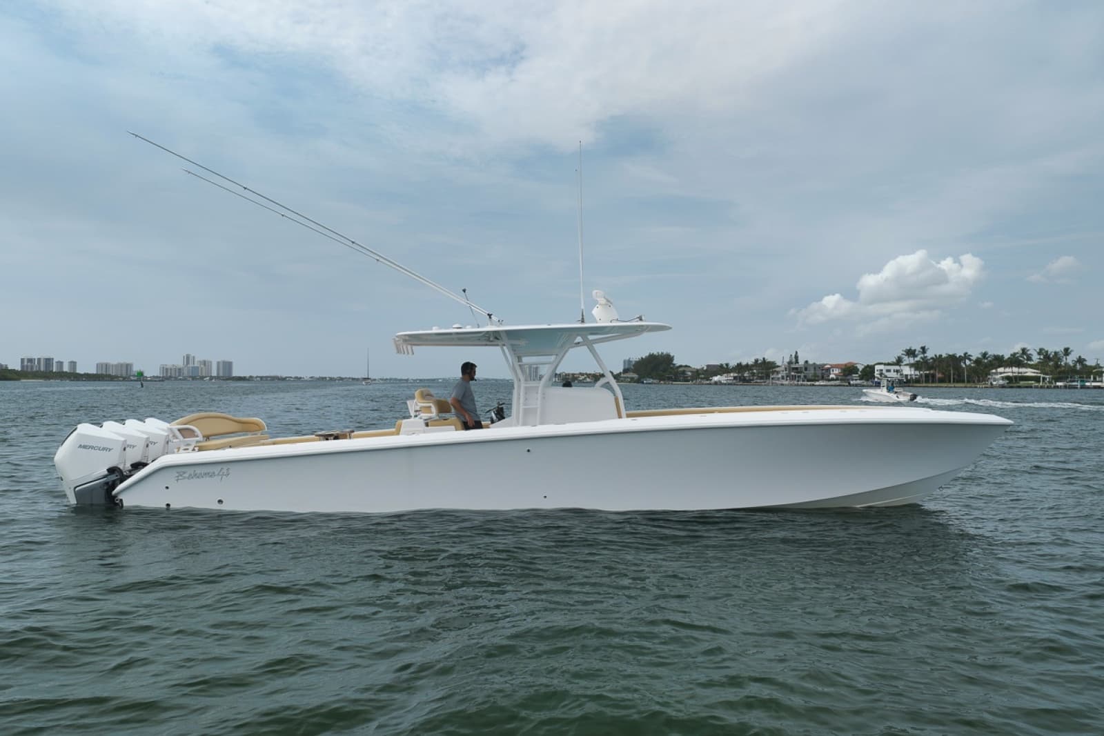 2020 Bahama 41 - Photo 2