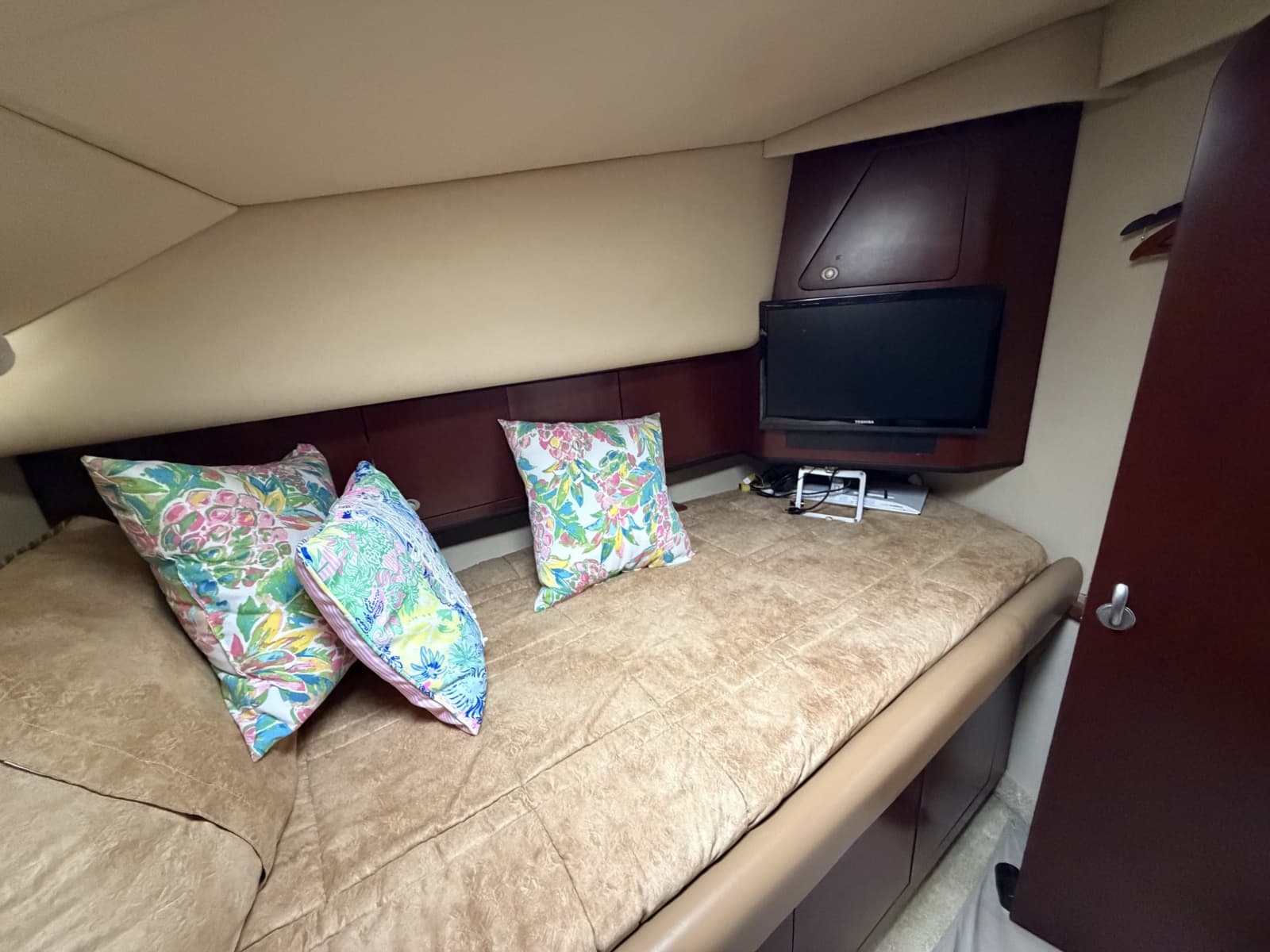 2005 Sea Ray 390 Motor Yacht - Photo 33