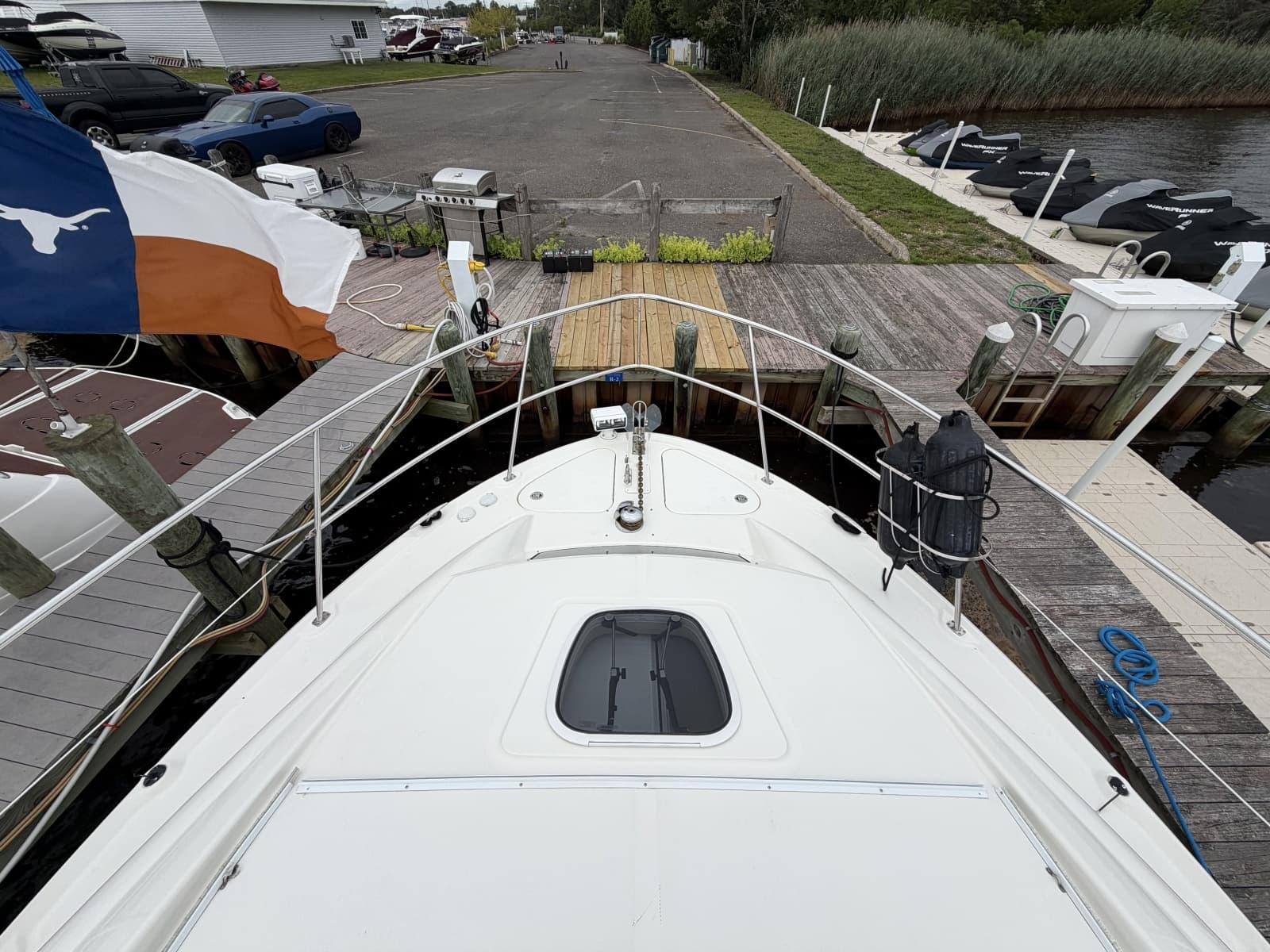 2005 Sea Ray 390 Motor Yacht - Photo 8