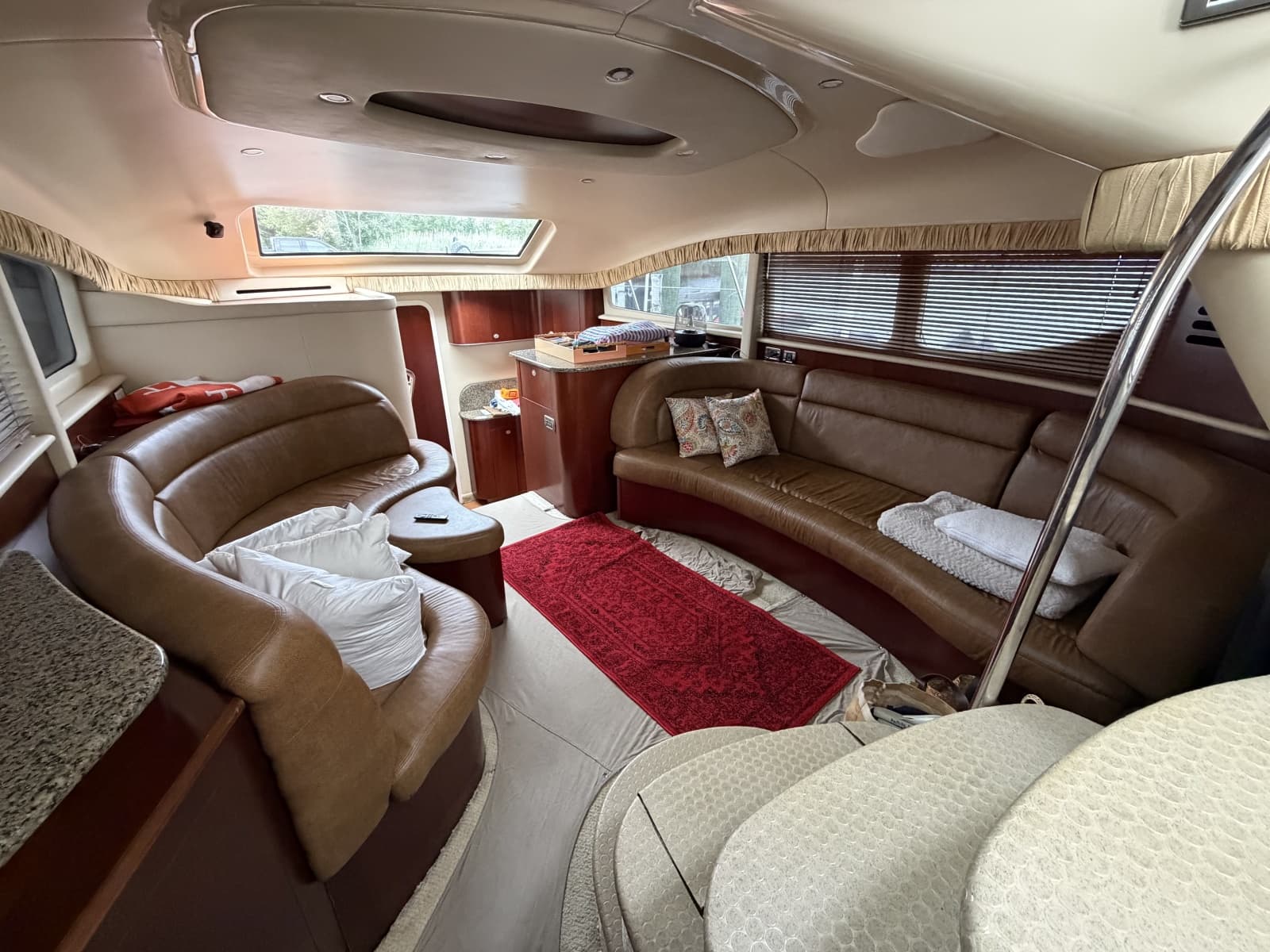 2005 Sea Ray 390 Motor Yacht - Photo 21