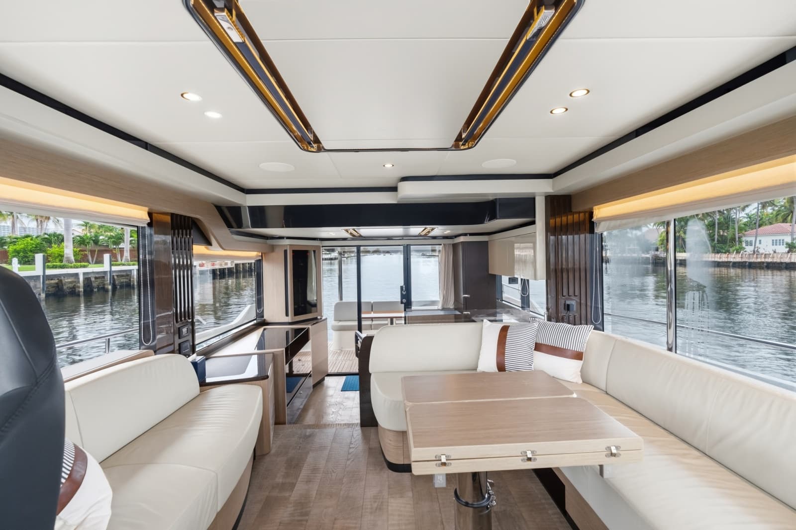 2022 Absolute Navetta 52 - Photo 38