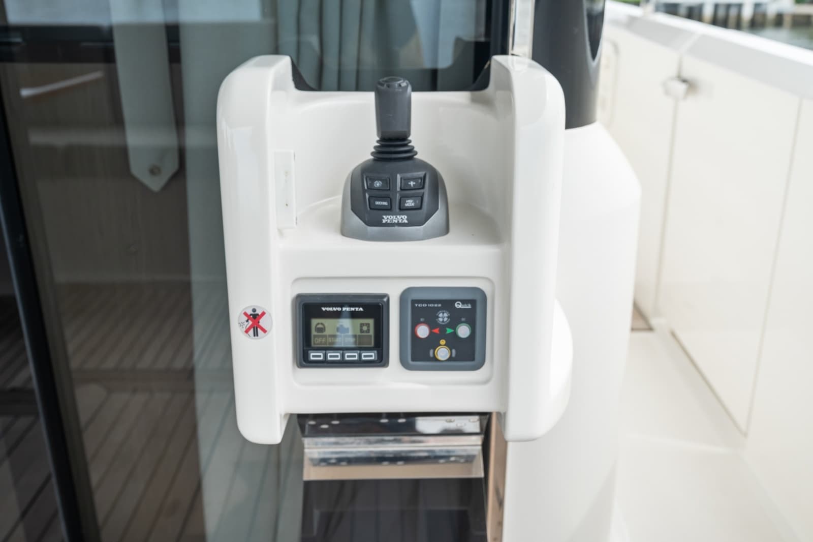2022 Absolute Navetta 52 - Photo 30