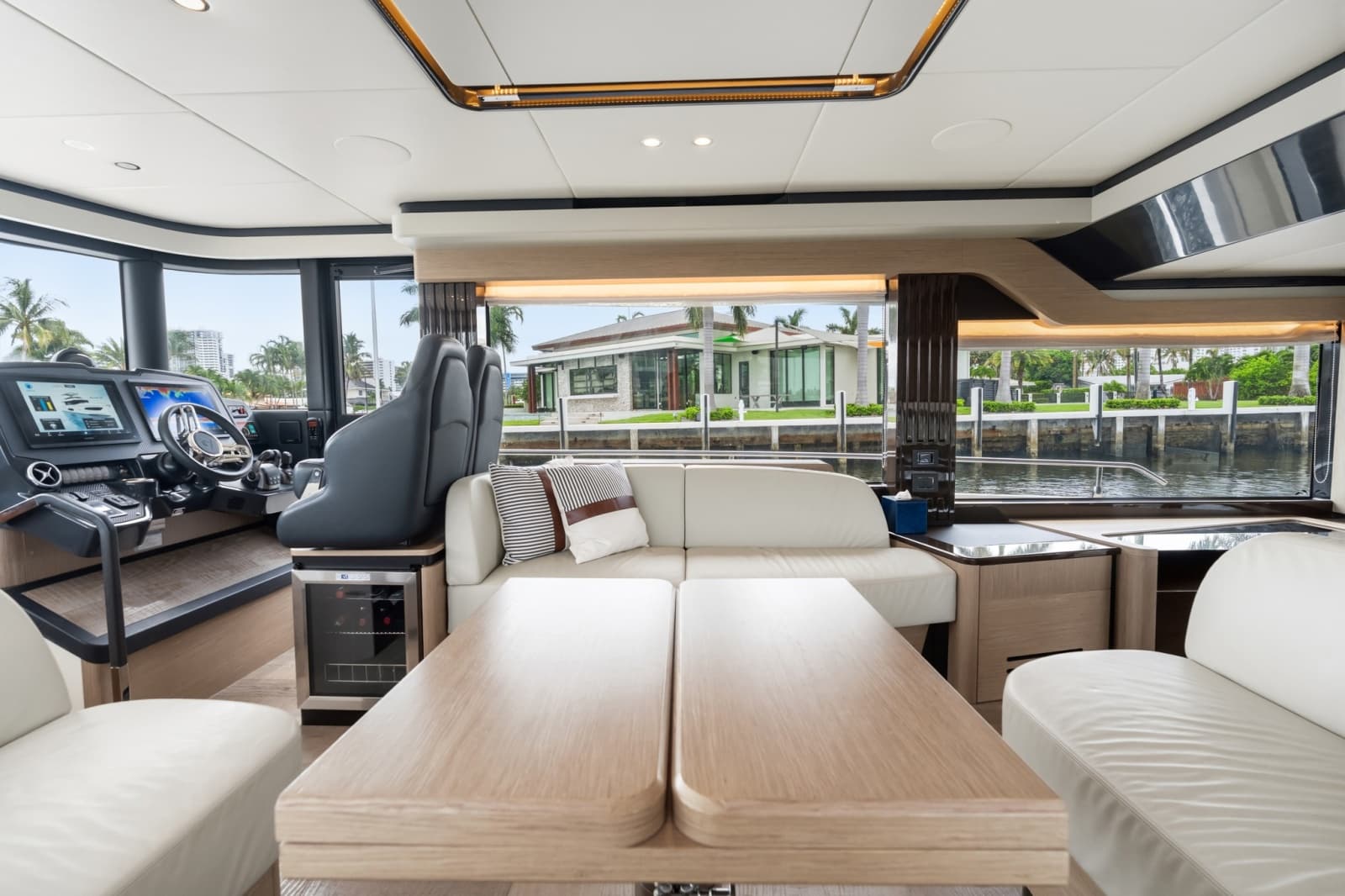 2022 Absolute Navetta 52 - Photo 41