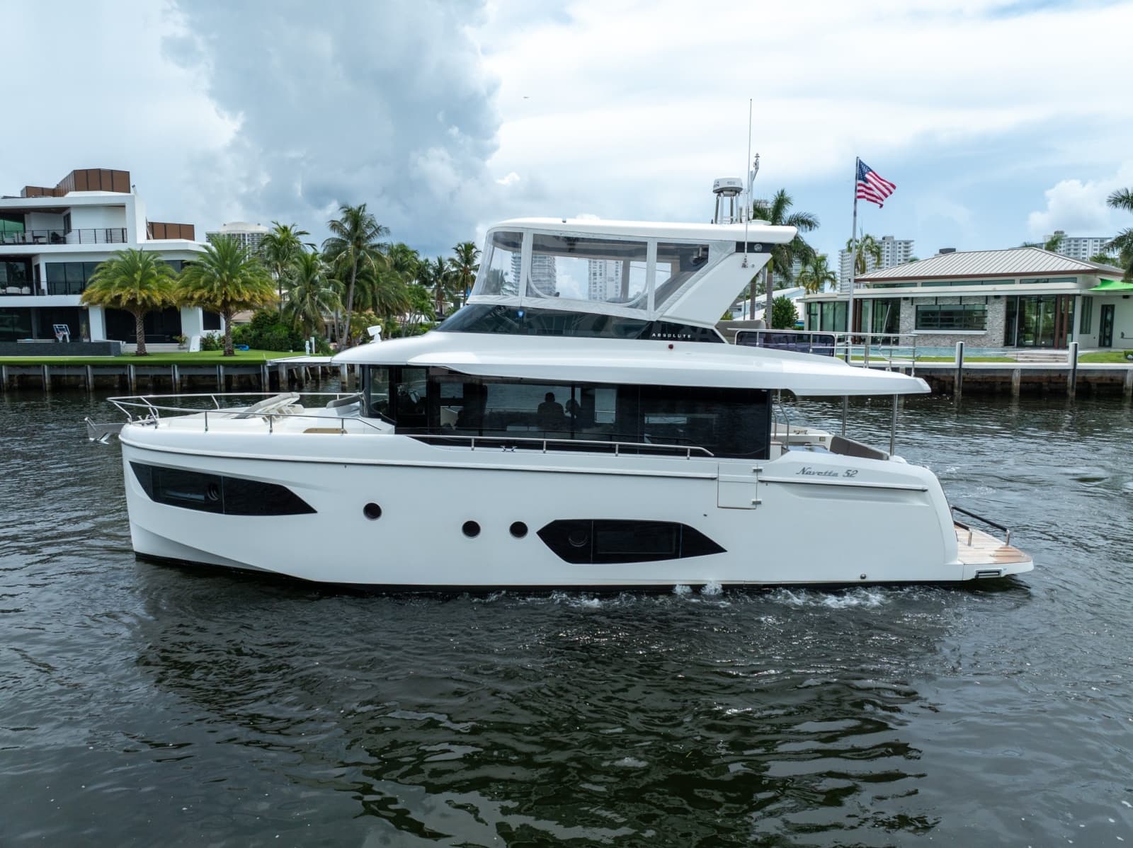 2022 Absolute Navetta 52 - Photo 6