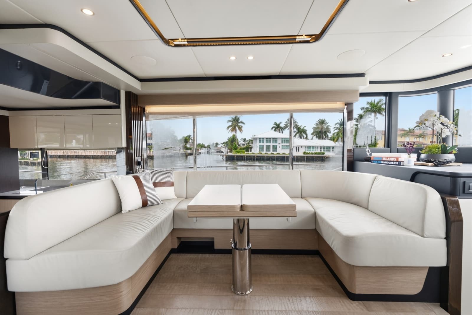 2022 Absolute Navetta 52 - Photo 45