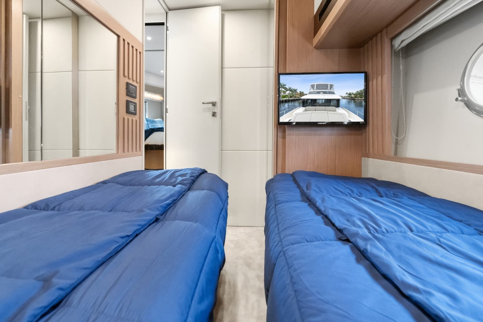 2022 Absolute Navetta 52 - Photo 69