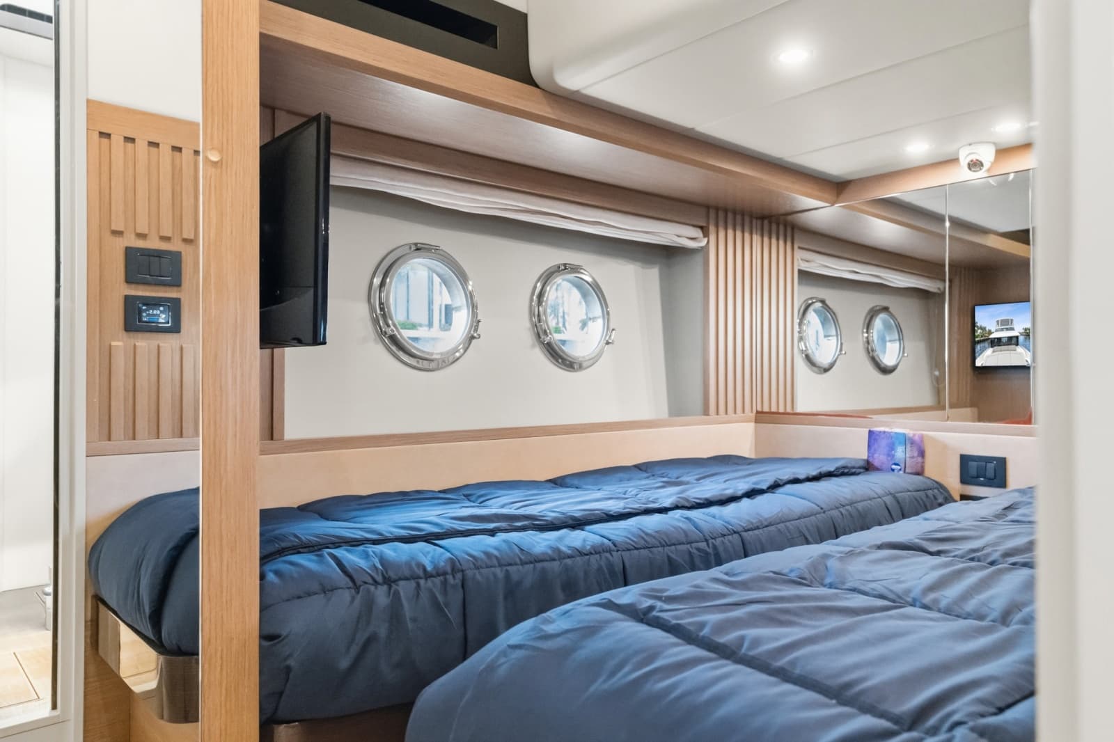2022 Absolute Navetta 52 - Photo 68