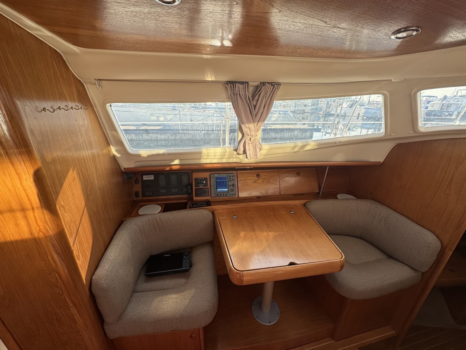 1999 Jeanneau  - Photo 13