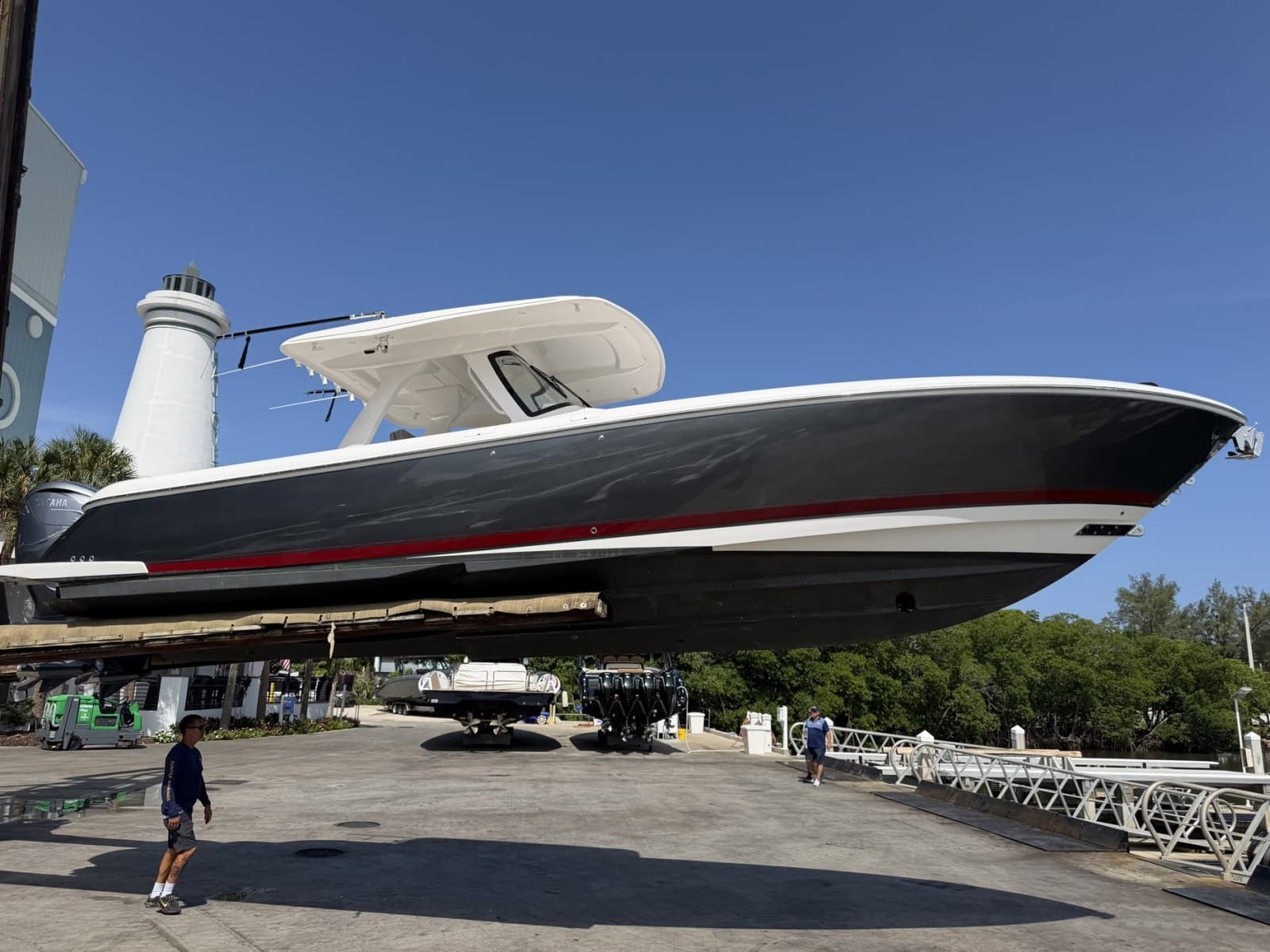 2019 Intrepid 345 Nomad SE - Photo 22