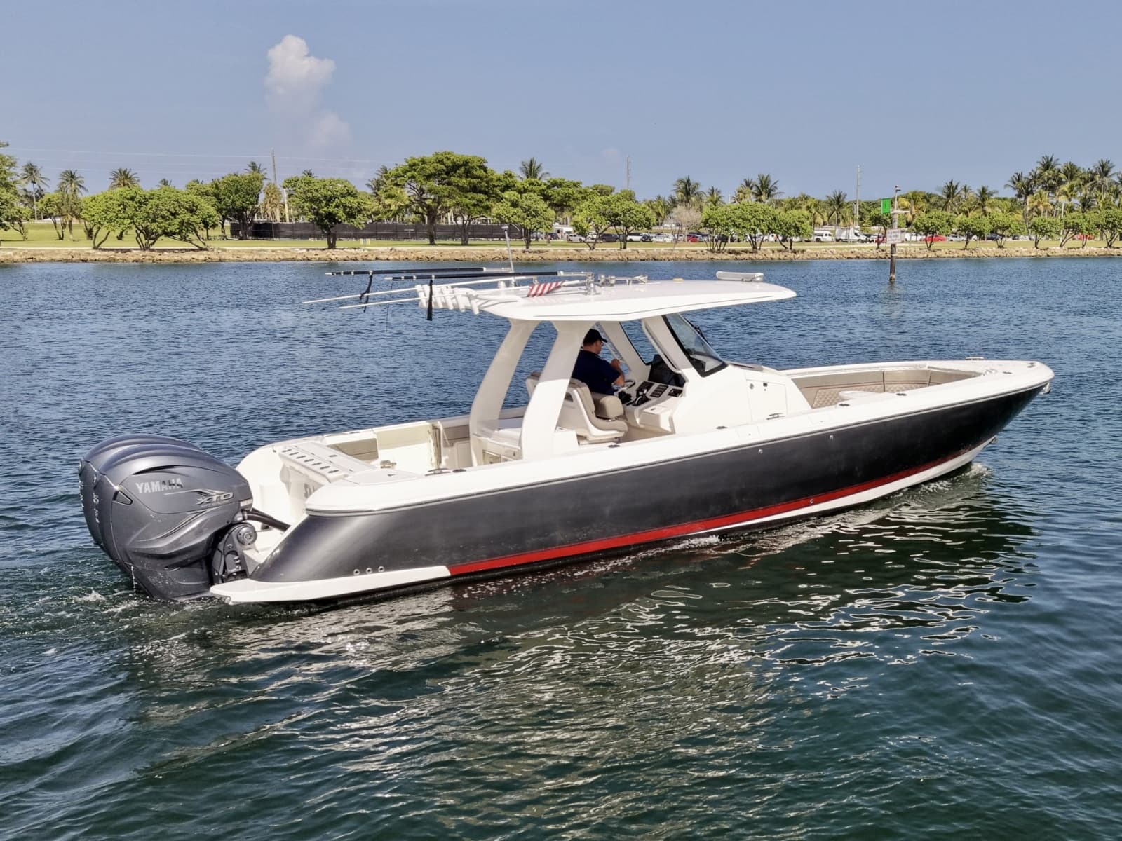 2019 Intrepid 345 Nomad SE - Photo 7