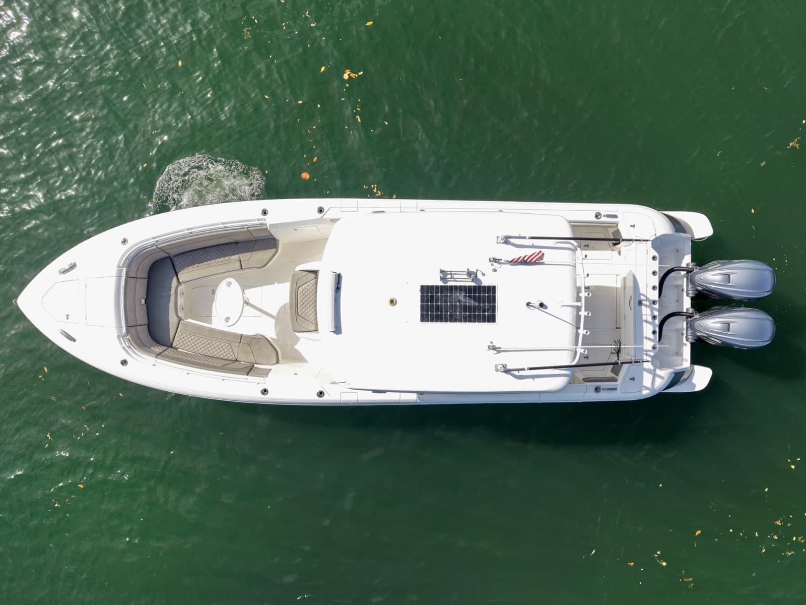 2019 Intrepid 345 Nomad SE - Photo 6
