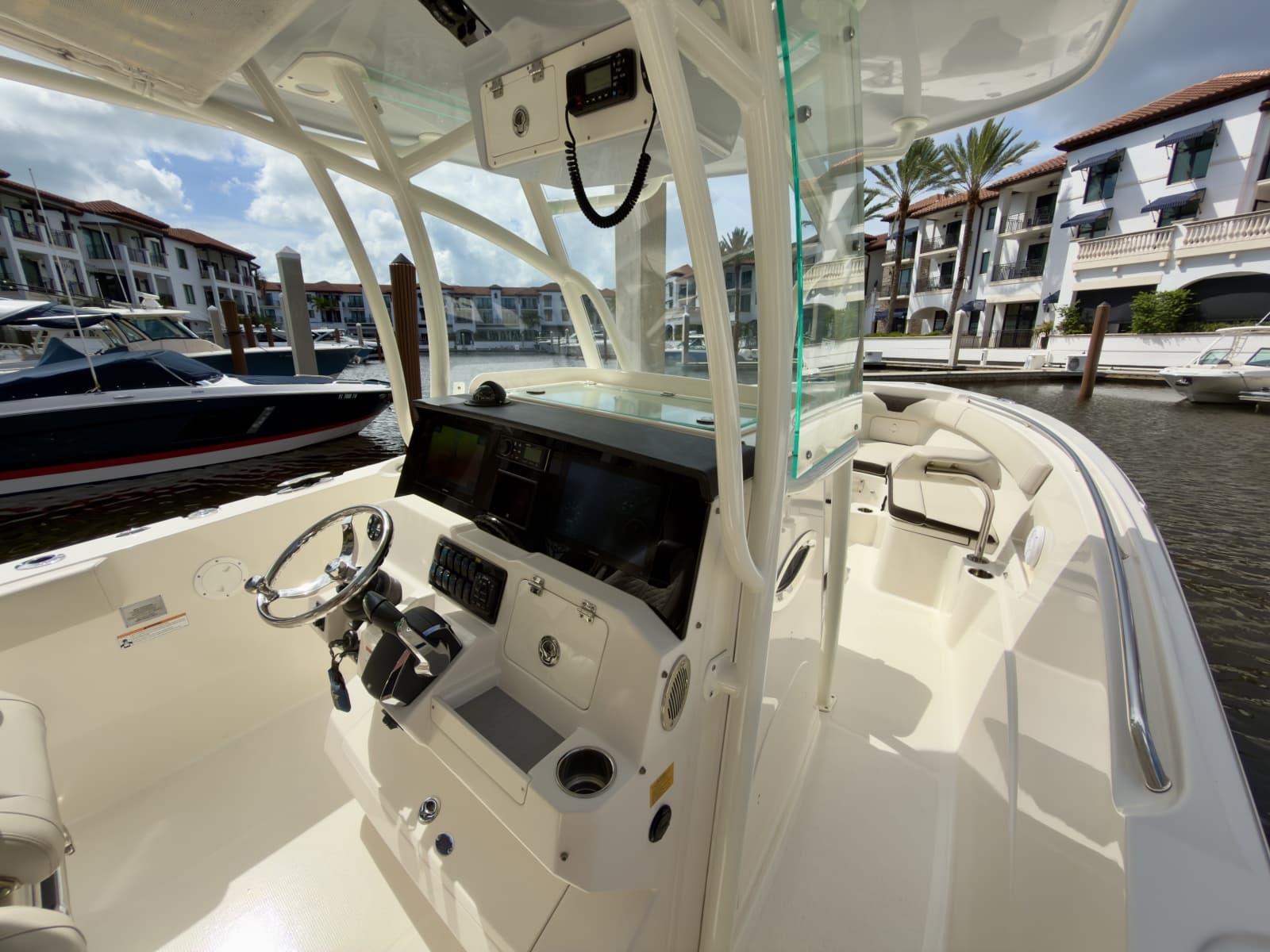 2023 Sailfish 290 CC - Photo 7
