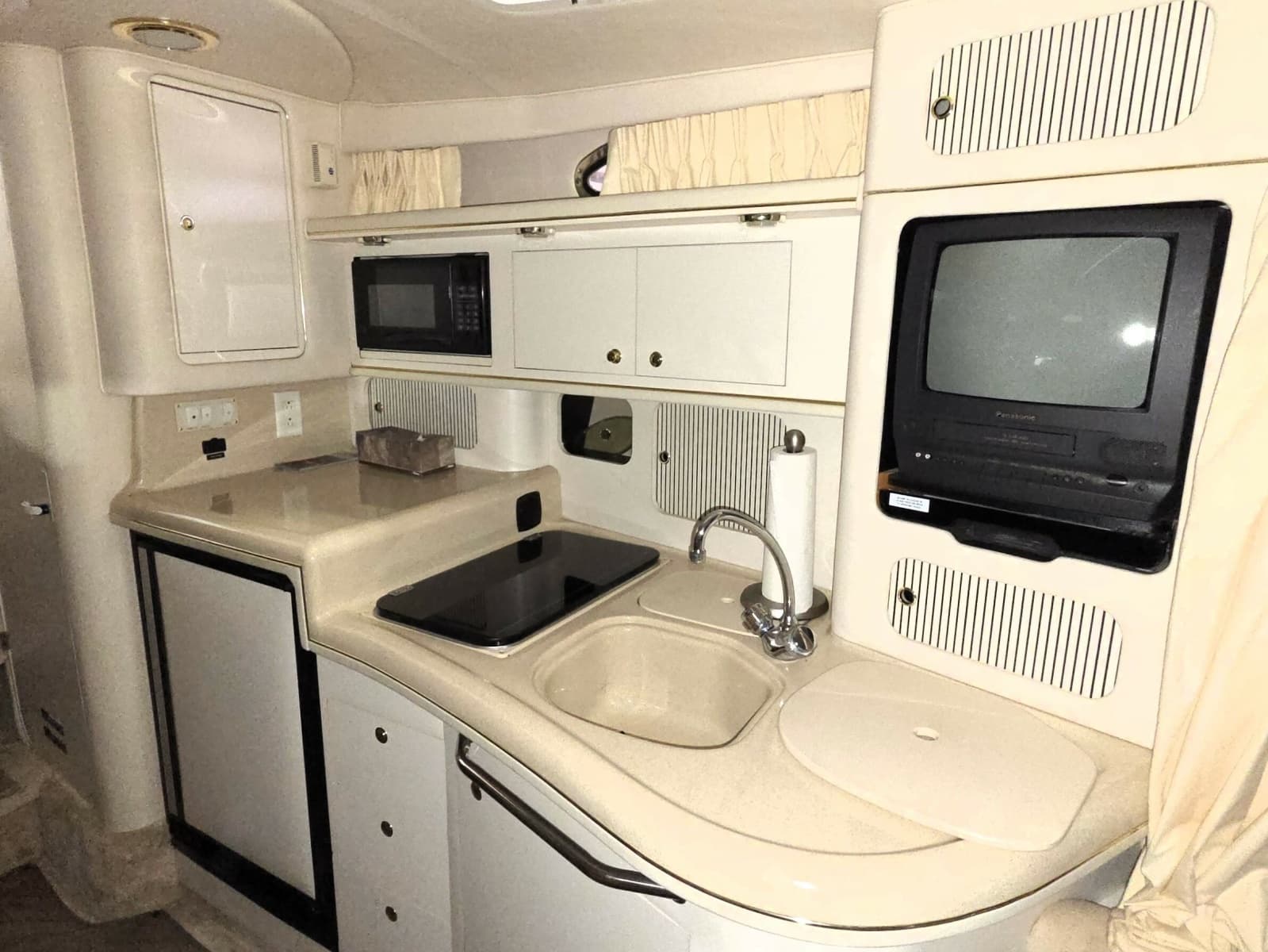1999 Sea Ray 340 Sundancer - Photo 25