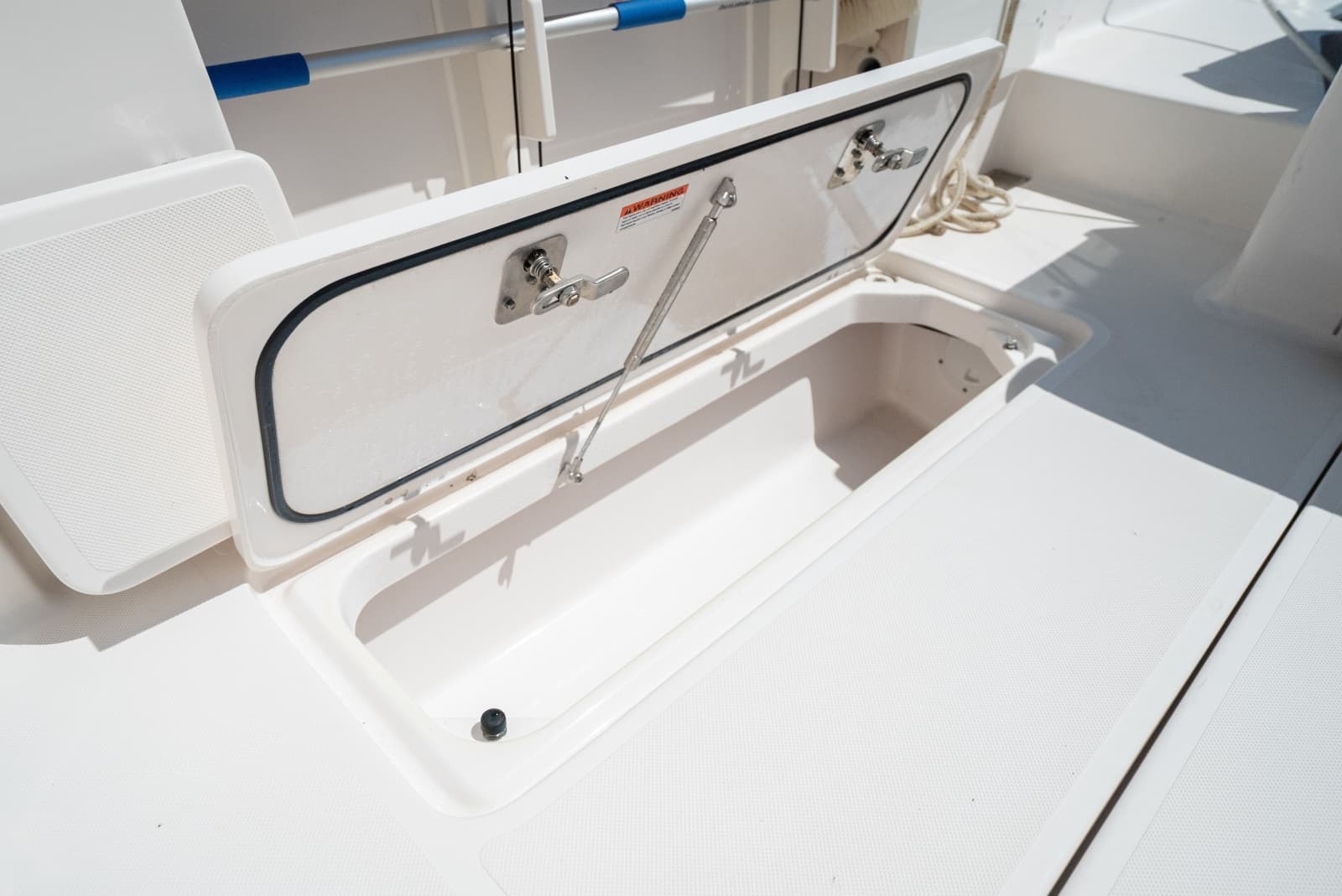 2018 Pursuit 325 DC - Photo 12