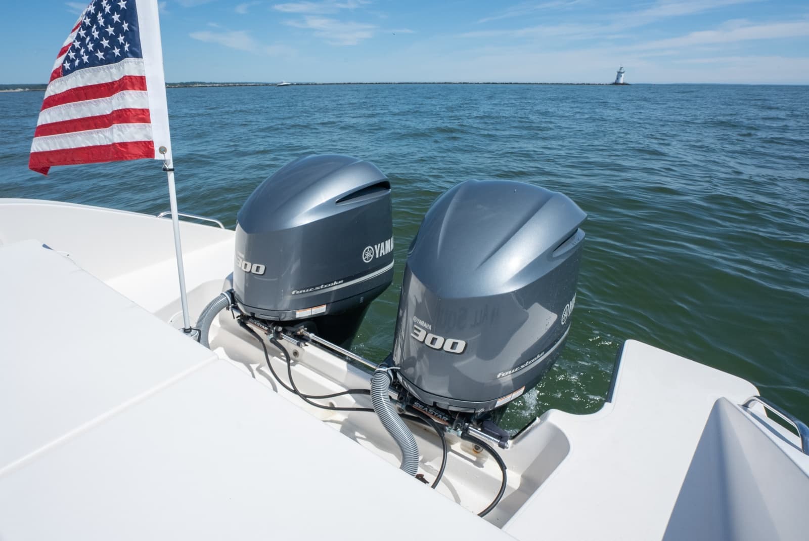 2018 Pursuit 325 DC - Photo 8
