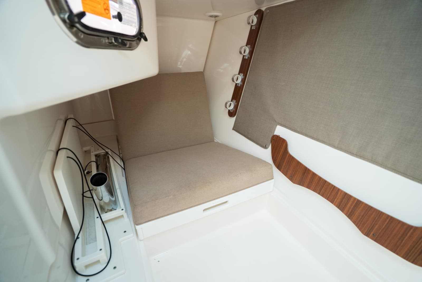 2018 Pursuit 325 DC - Photo 24