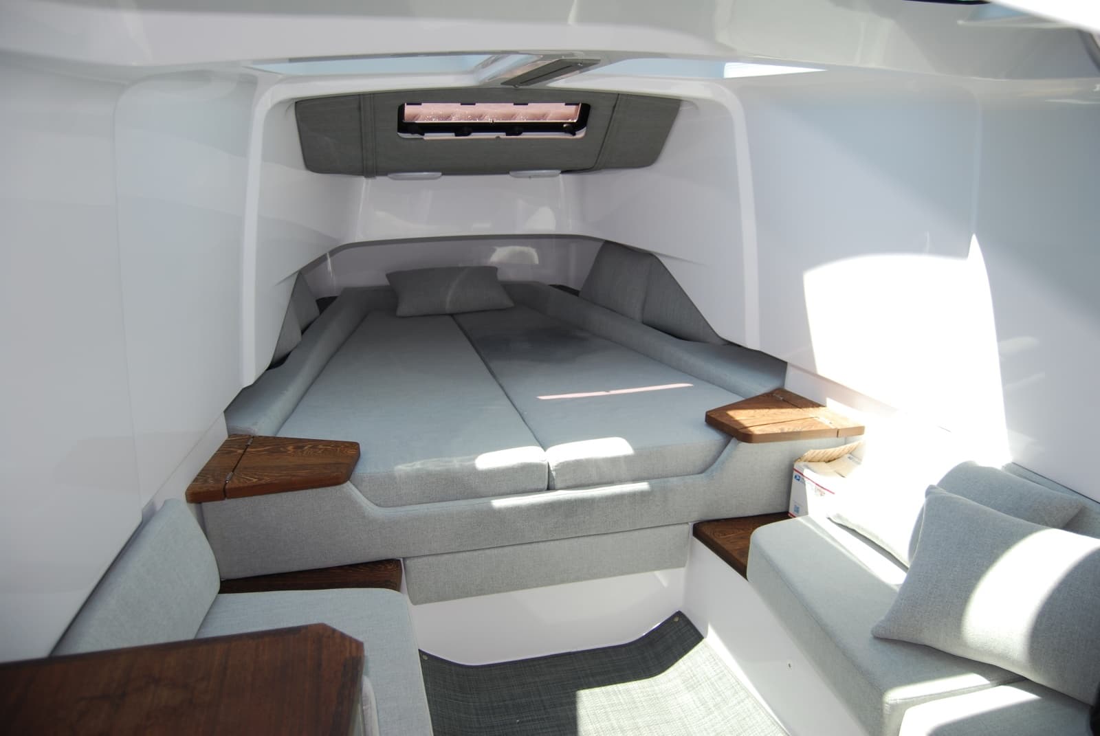 2022 Axopar 37 XC Cross Cabin - Photo 27