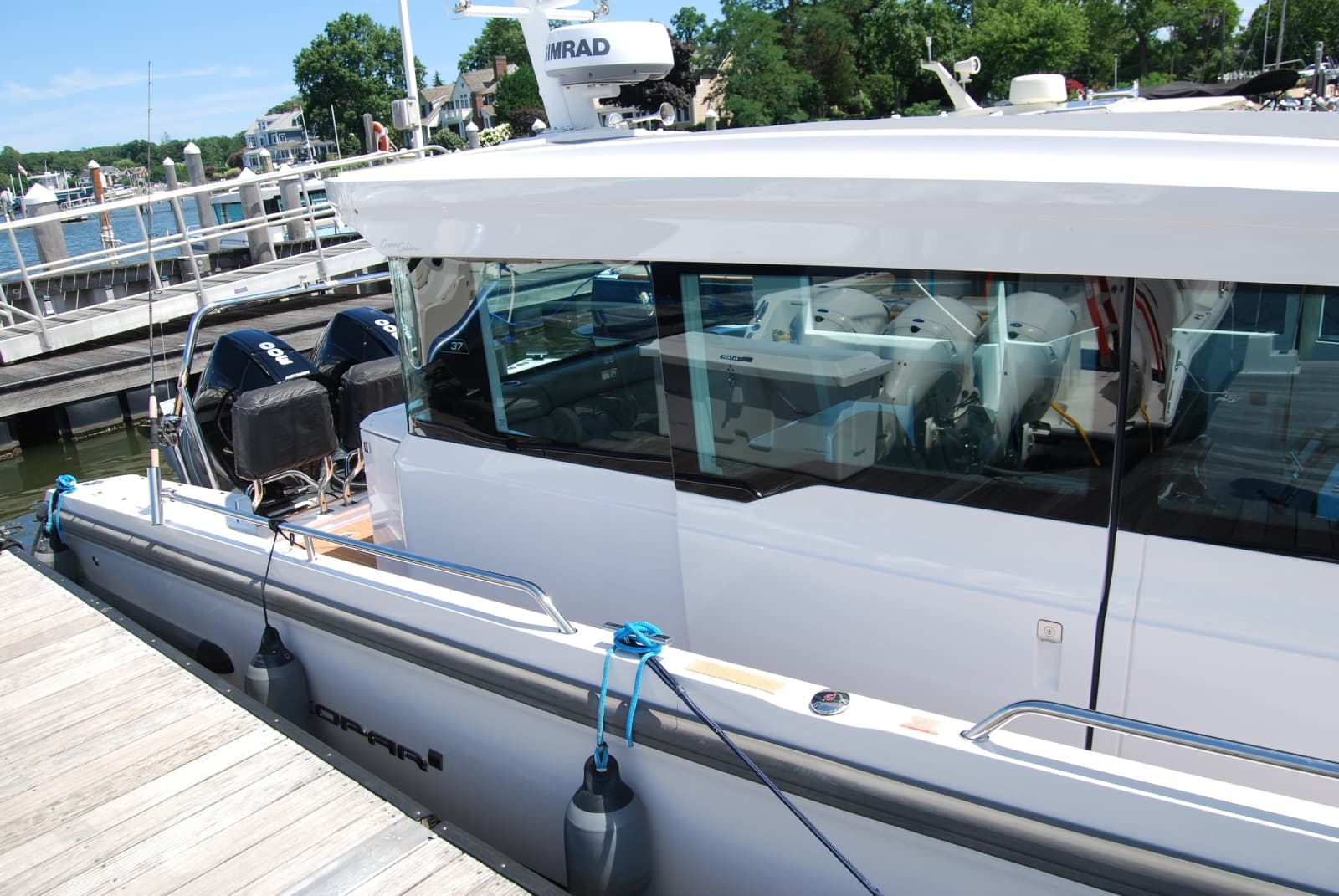 2022 Axopar 37 XC Cross Cabin - Photo 31